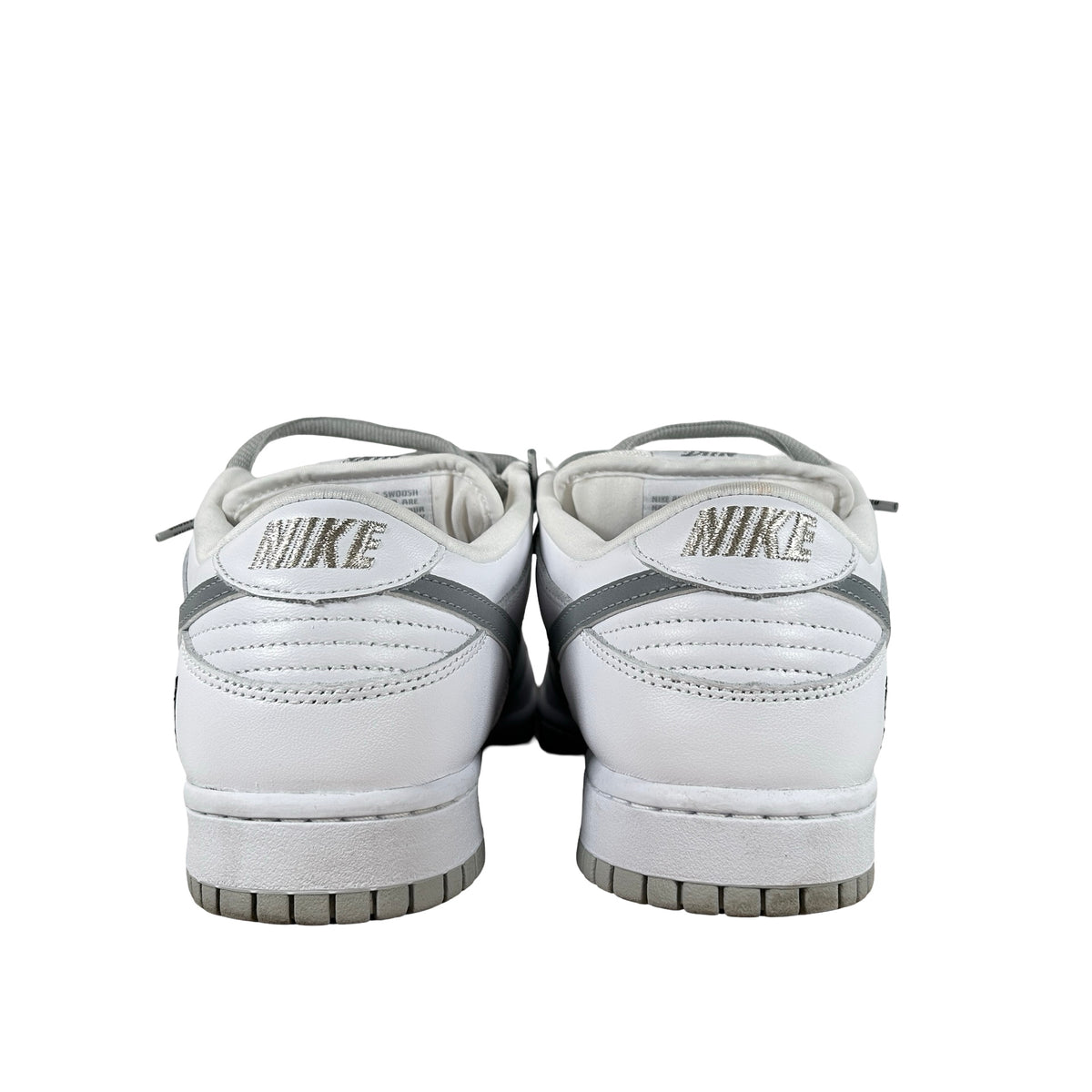 HQ8487 100 Nike SB Dunk Low Supreme 94 White Metallic Silver [USED] - 9 M (Used)