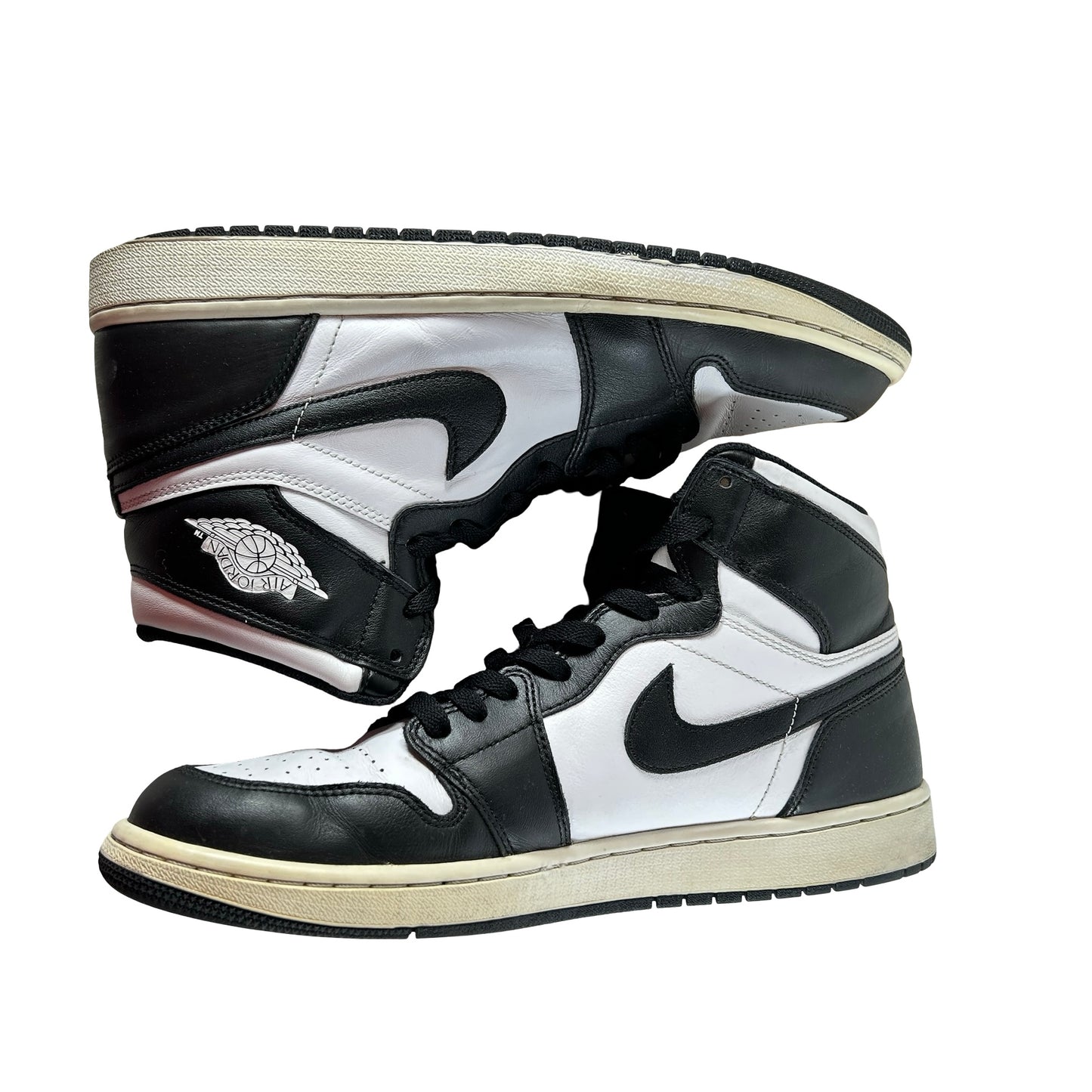 555088 010 Jordan 1 Retro Black White (2014) [USED] - 12 M (Used)
