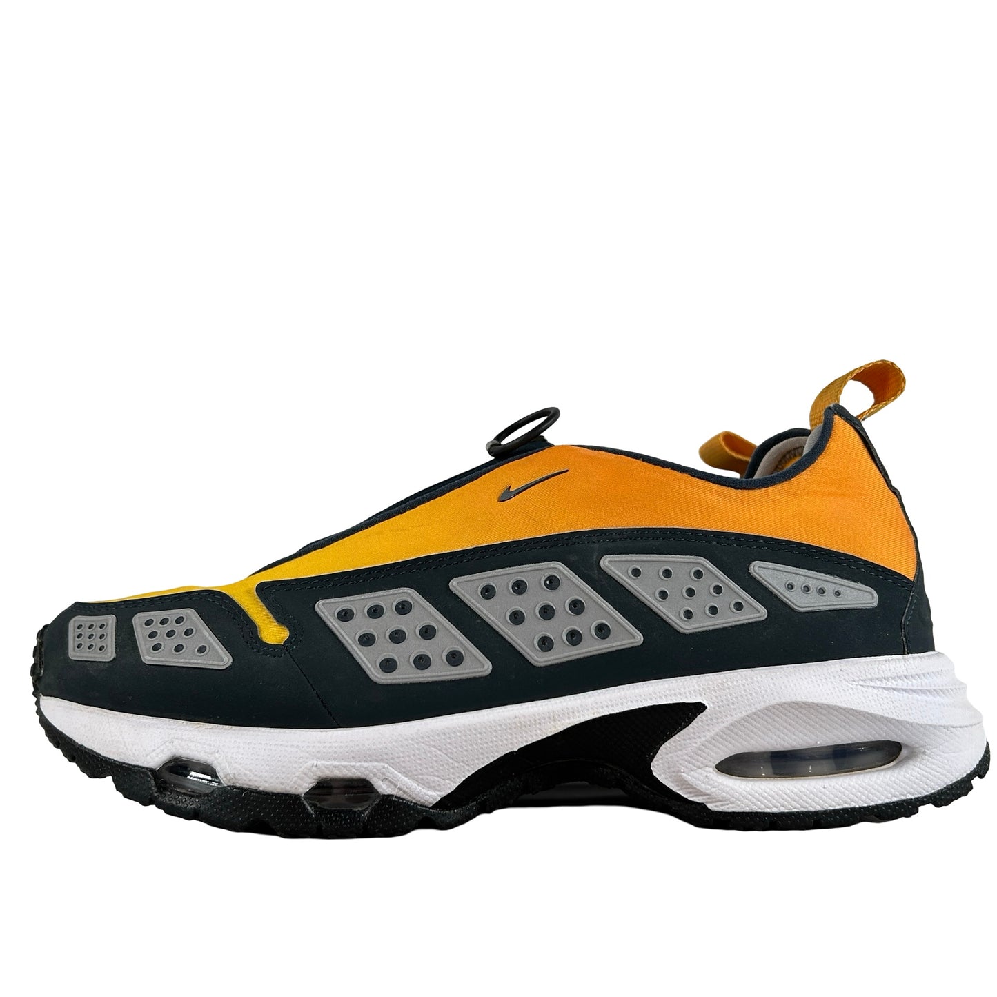 HJ8080 700 Nike Air Max Sunder Canyon Gold Deep Ocean (W) [USED] - 8.5 W (Used) (No Box)