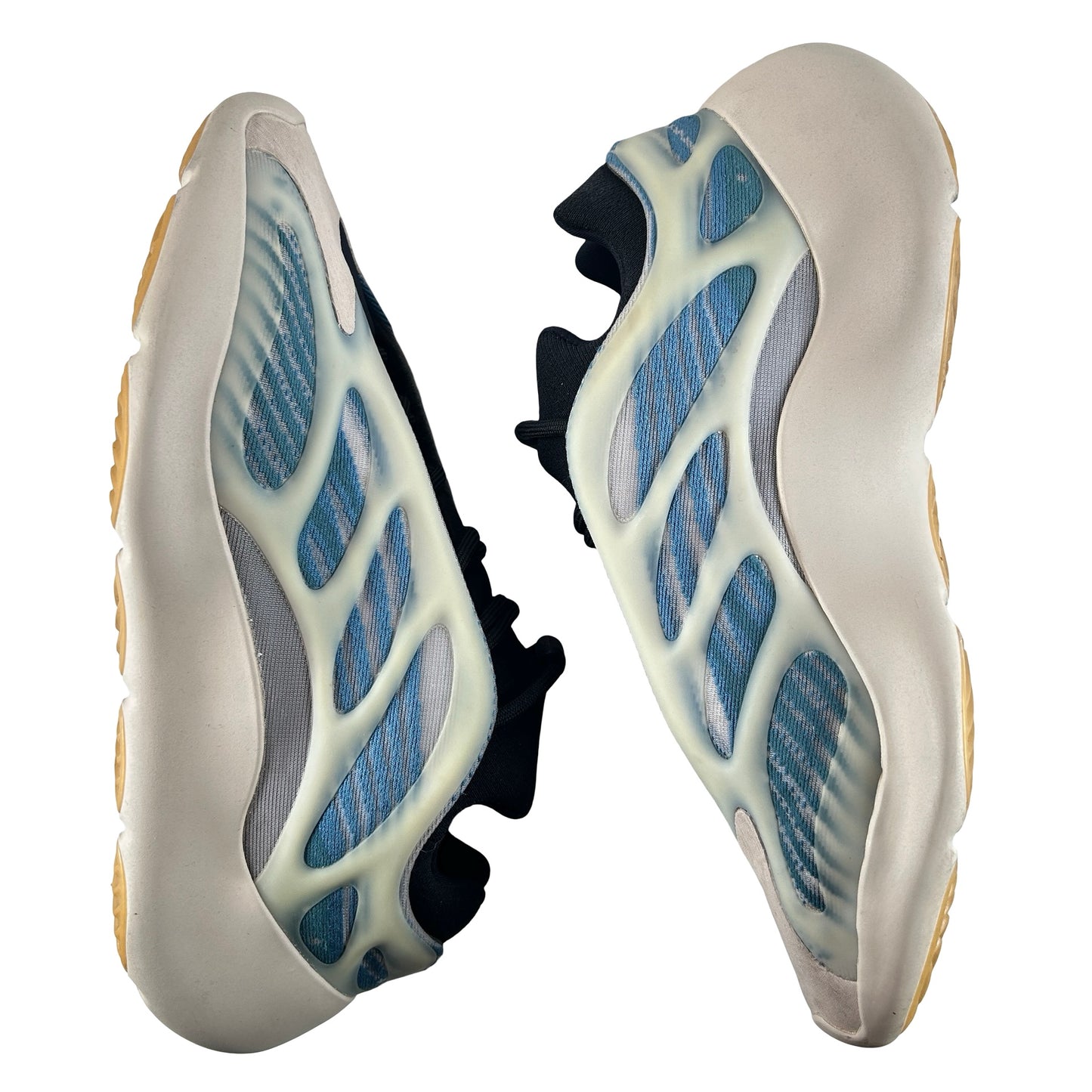 GY0260 adidas Yeezy 700 V3 Kyanite [USED] - 10.5 M (Used)