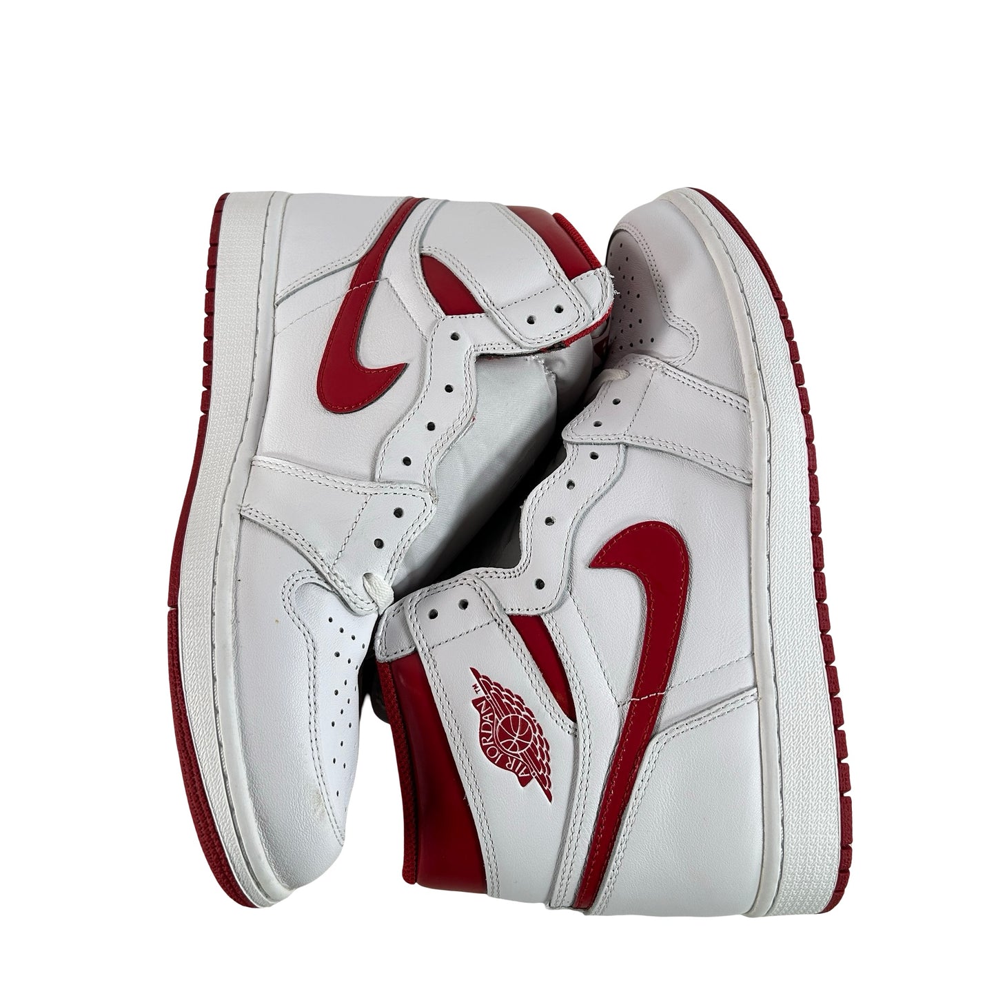 555088 103 Jordan 1 Retro Metallic Red (2017) [CONDITIONAL] - 12 M (Slight Yellowing)