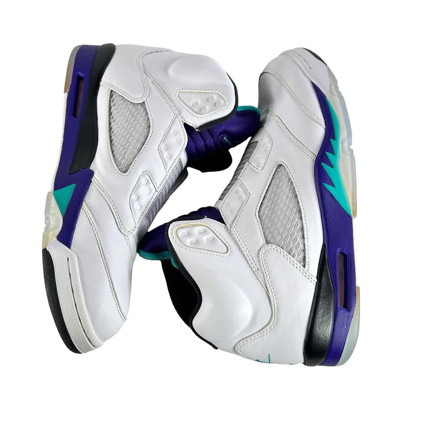 AV3919 135 Jordan 5 Retro Grape Fresh Prince [USED] - 11.5 M (Used)
