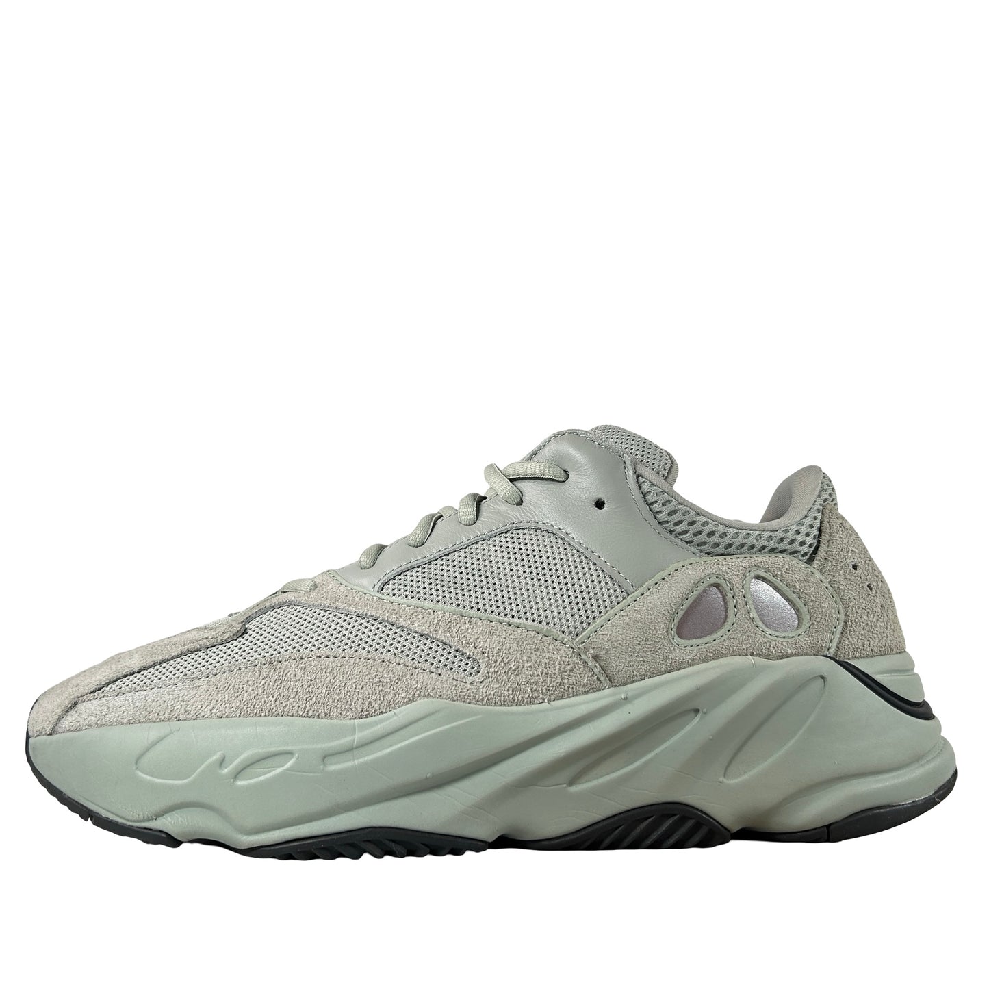 EG7487 adidas Yeezy Boost 700 Salt [USED] - 12 M (Used)
