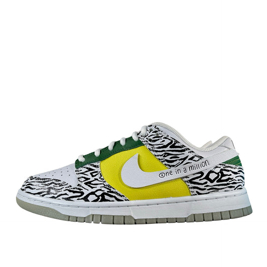 DR7305 100 Nike Dunk Low Doernbecher Zoe [USED] - 7.5 M (Used)