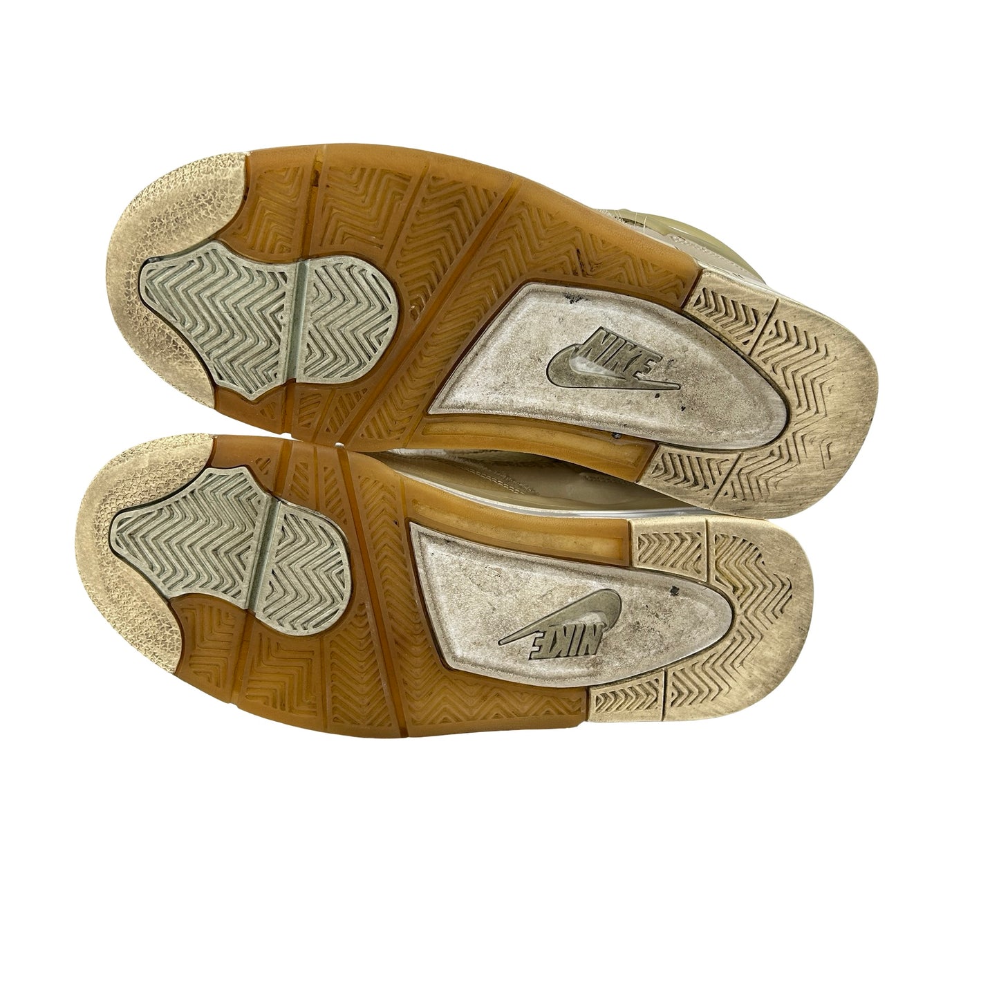 CV9388 100 Jordan 4 Vela blanquecina