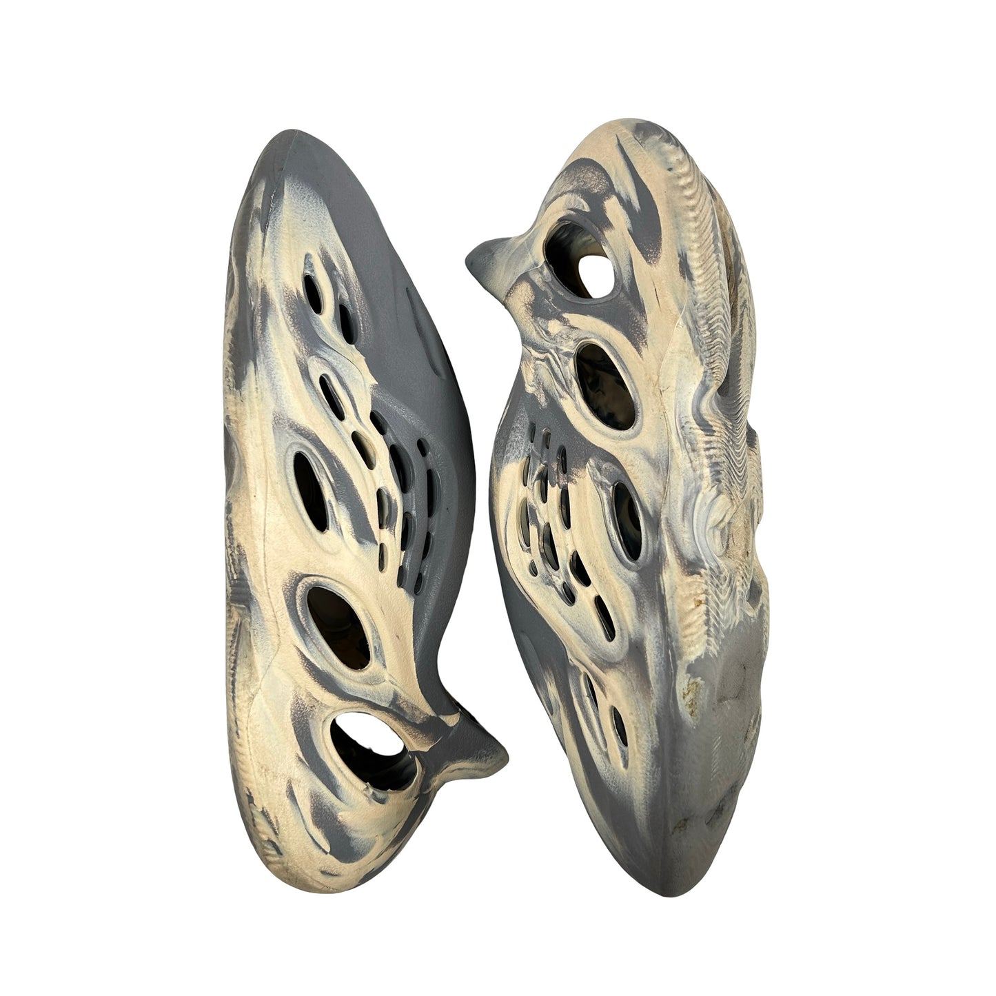 GV7904 adidas Yeezy Foam RNNR MXT Gris Luna