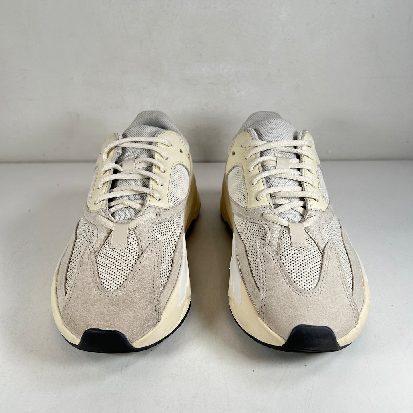 EG7596 adidas Yeezy Boost 700 Analog [USED] - 9 M (Used)