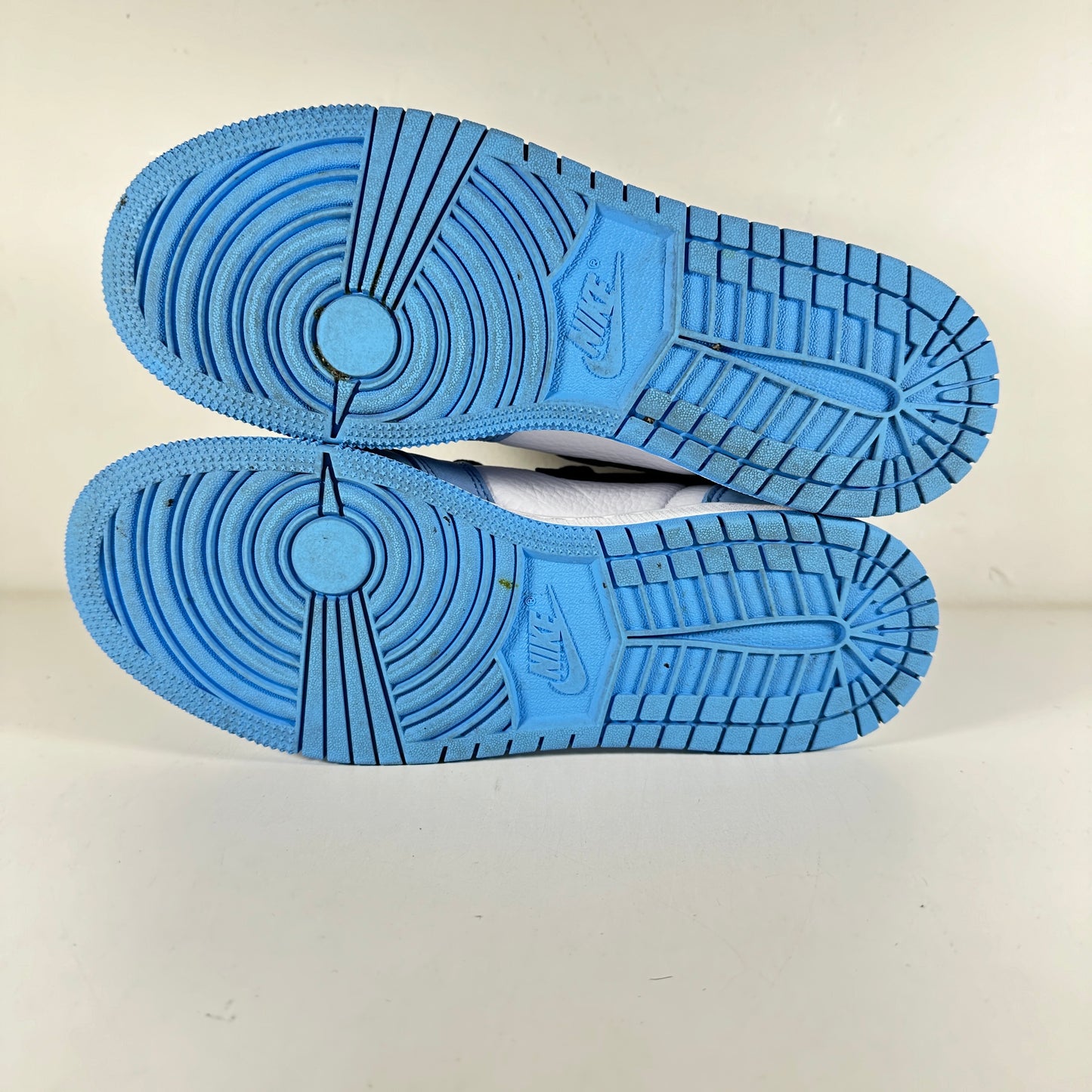 575441 134 Jordan 1 University Blue (GS) [USED] - 6 Y (Used) (No Box)