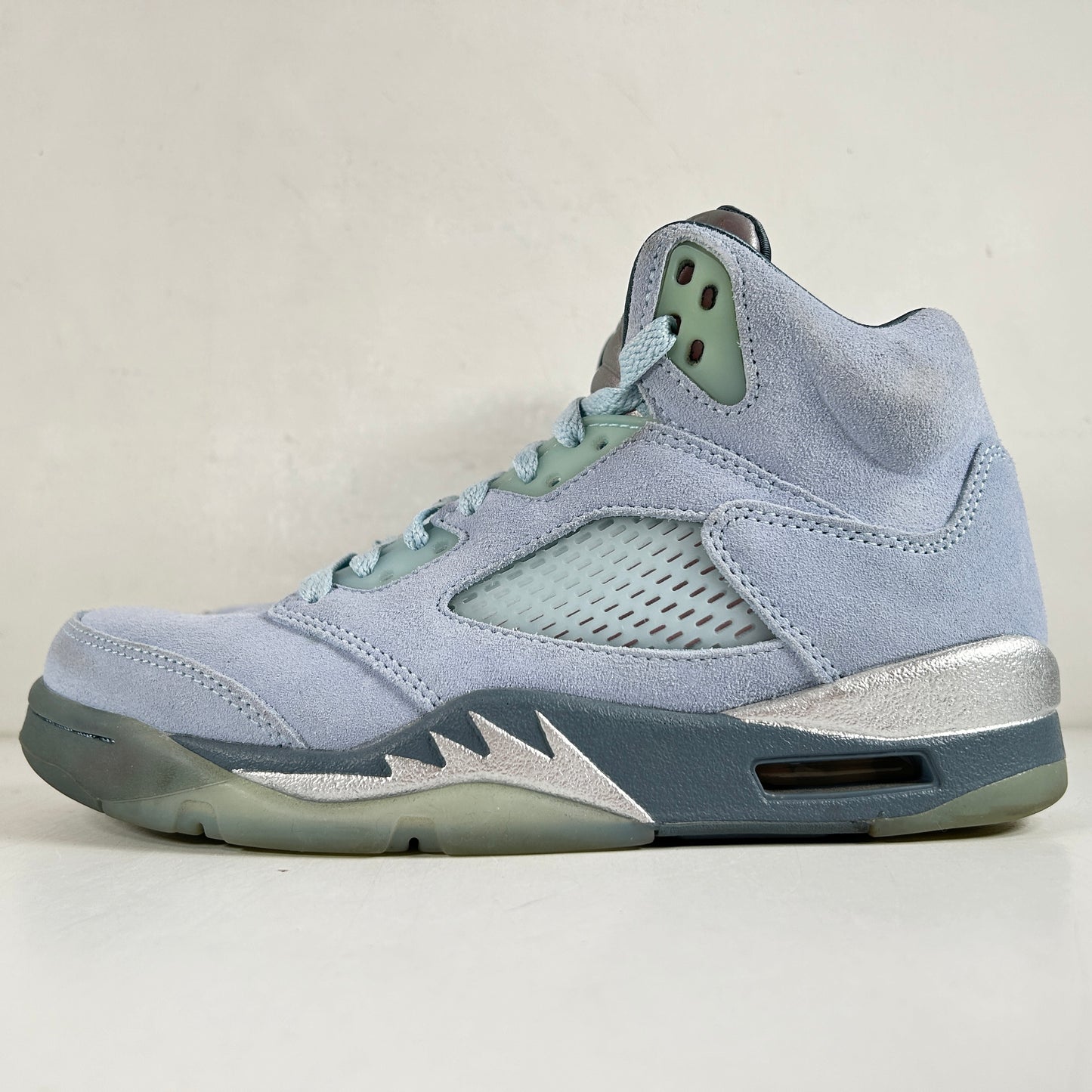 DD9336 400 Jordan 5 Retro Bluebird (Women's) [USED] - 7 W (Used)