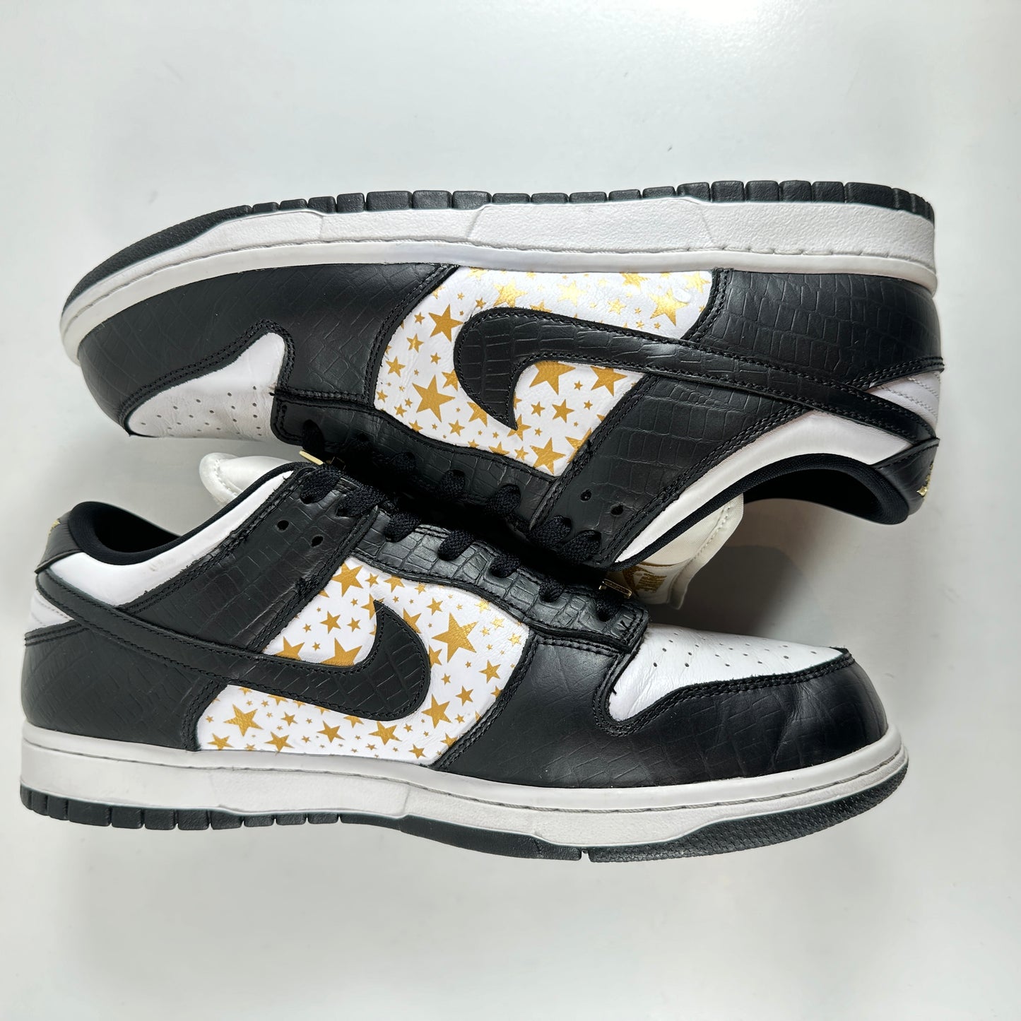 DH3228 102 Dunk SB Low Supreme Black [USED] - 11.5 M (Used)