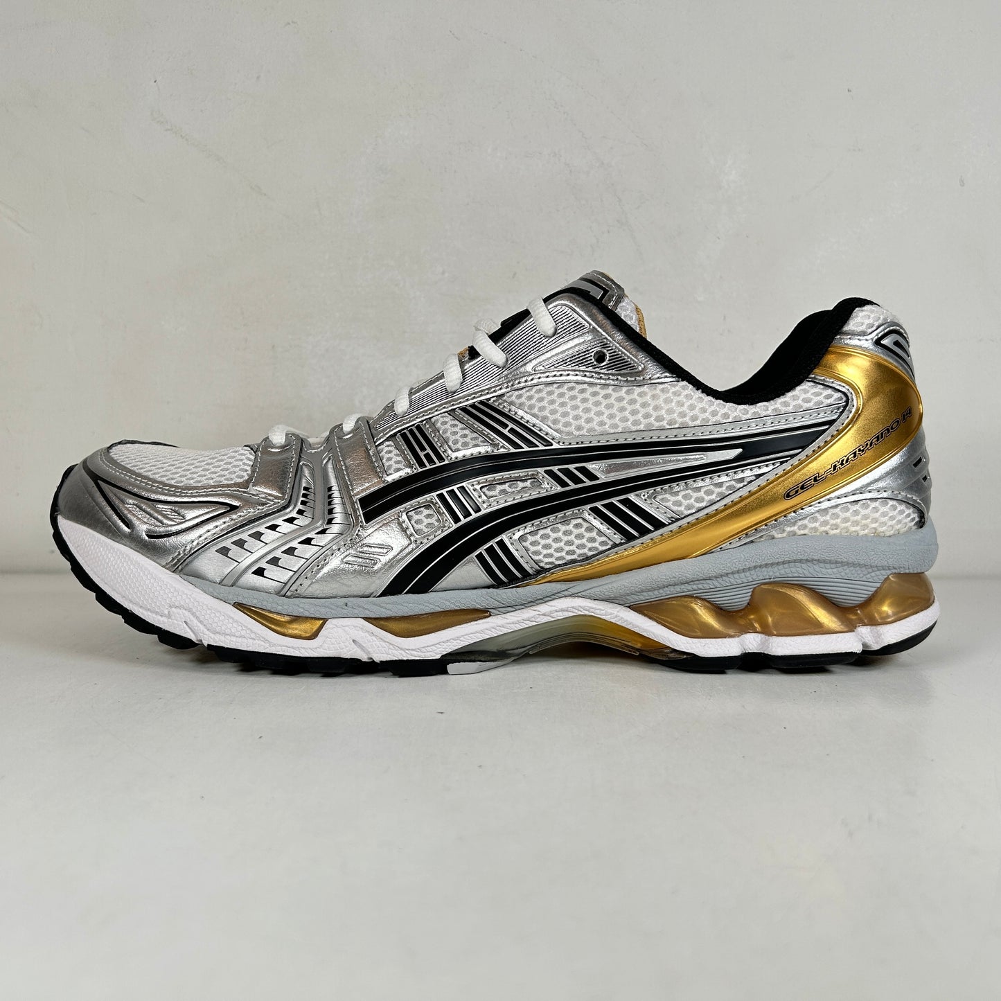 1201A019 102 ASICS Gel-Kayano 14 Blanco Oro puro