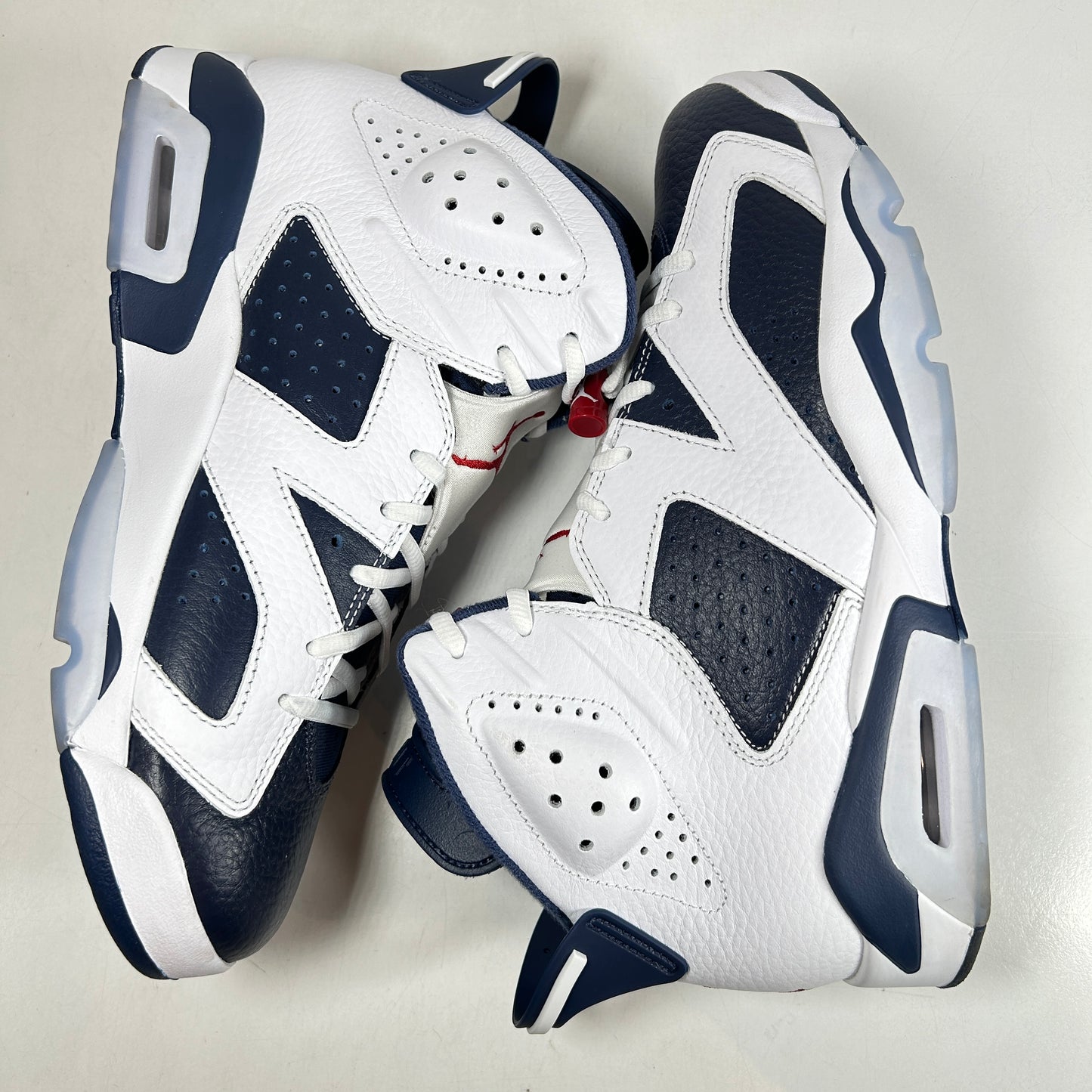 CT8529 164 Jordan 6 Retro Olympic (2024) - 10 M (Used)