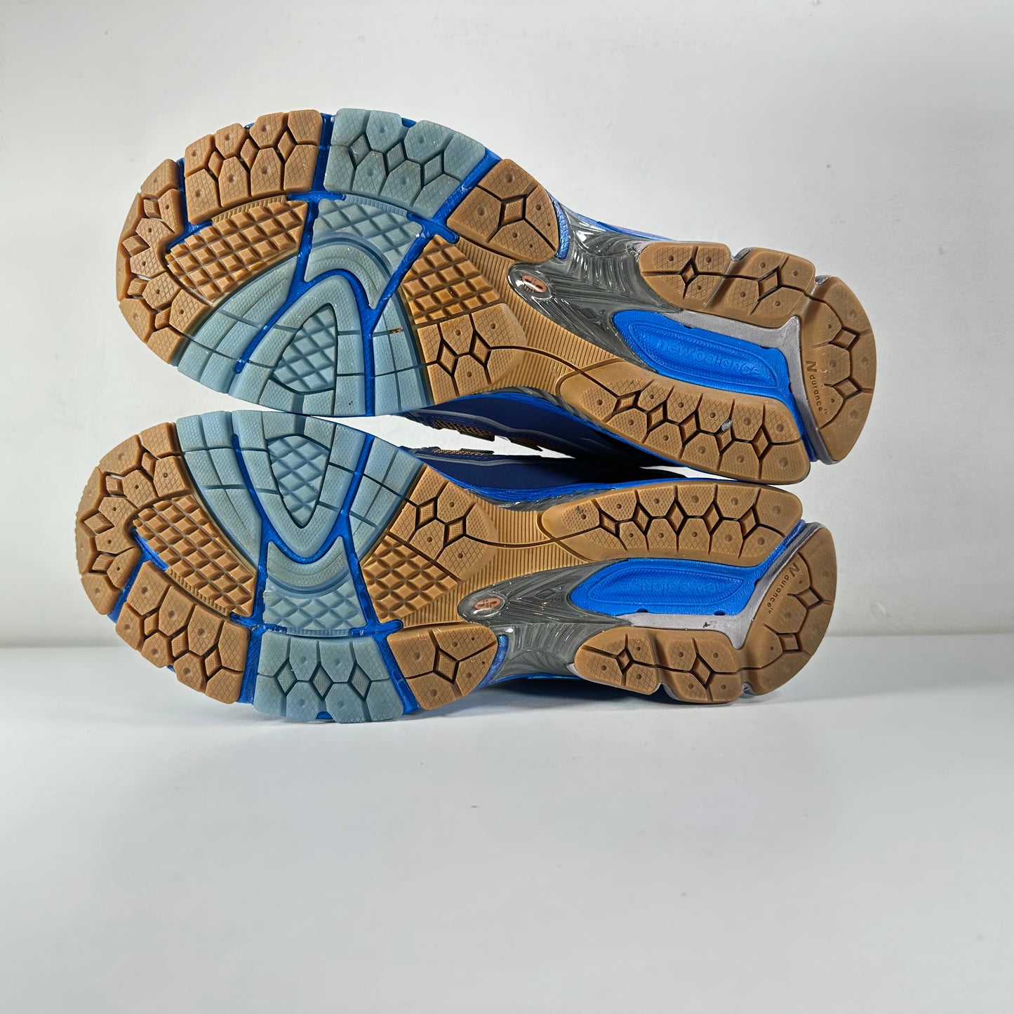 M1906RON New Balance 1906R Action Bronson Medusa Azul [USED] - 10.5 M (Used)