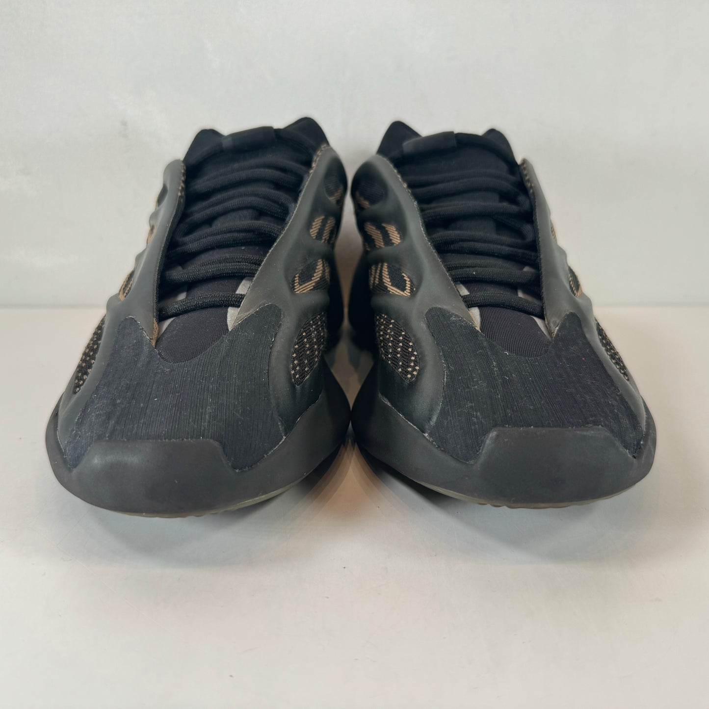 GY0189 adidas Yeezy 700 V3 Clay Brown [USED] - 9.5 M (Used) (No Box)