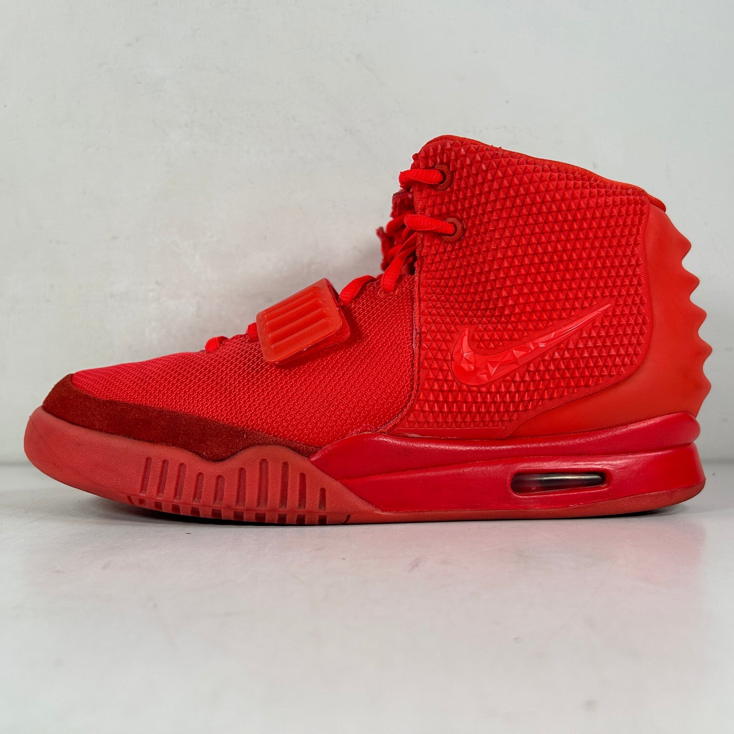 508214 660 Nike Air Yeezy 2 Red October [USED] - 10 M (Used)