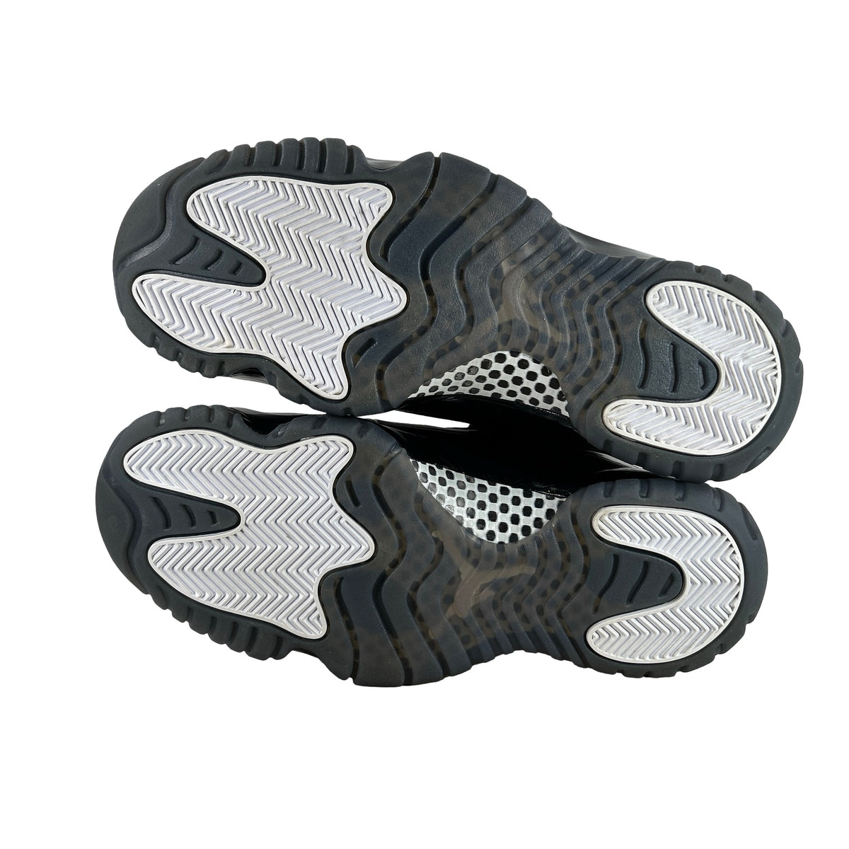IV7639 001 Air Jordan 11 Retro Comme des Garçons Homme Plus Black [USED] - 8.5 M (Used)