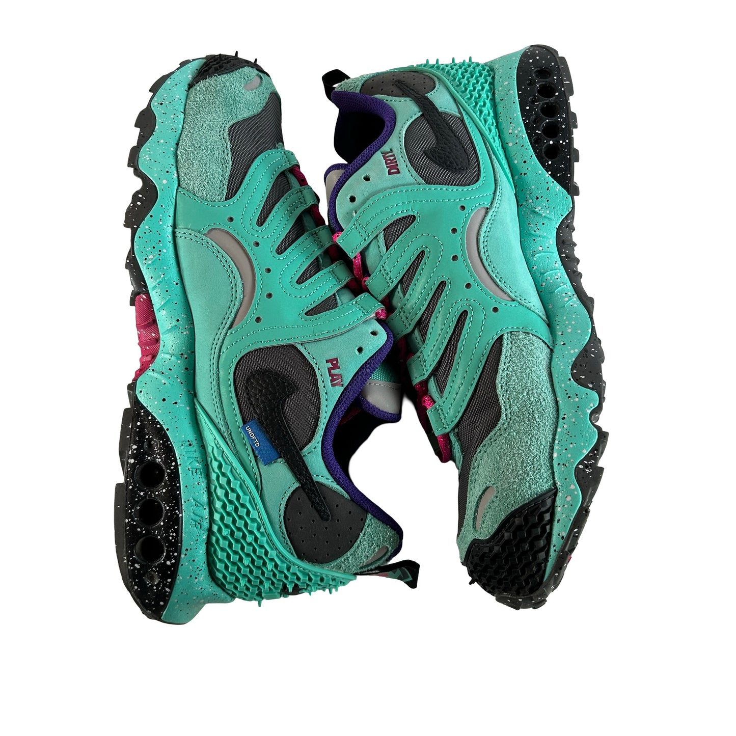 FN7546 301 Nike Air Terra Humara Undefeated Light Menta [USED] - 10.5 M (Used2)