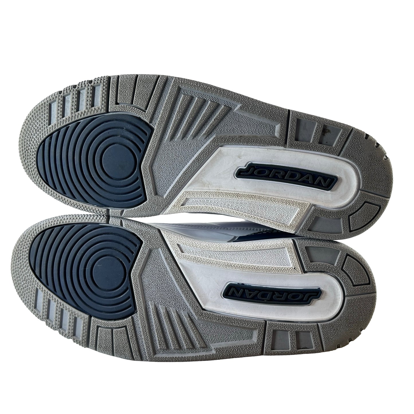CT8532 140 Jordan 3 Retro Midnight Navy [USED] - 8.5 M (Used)