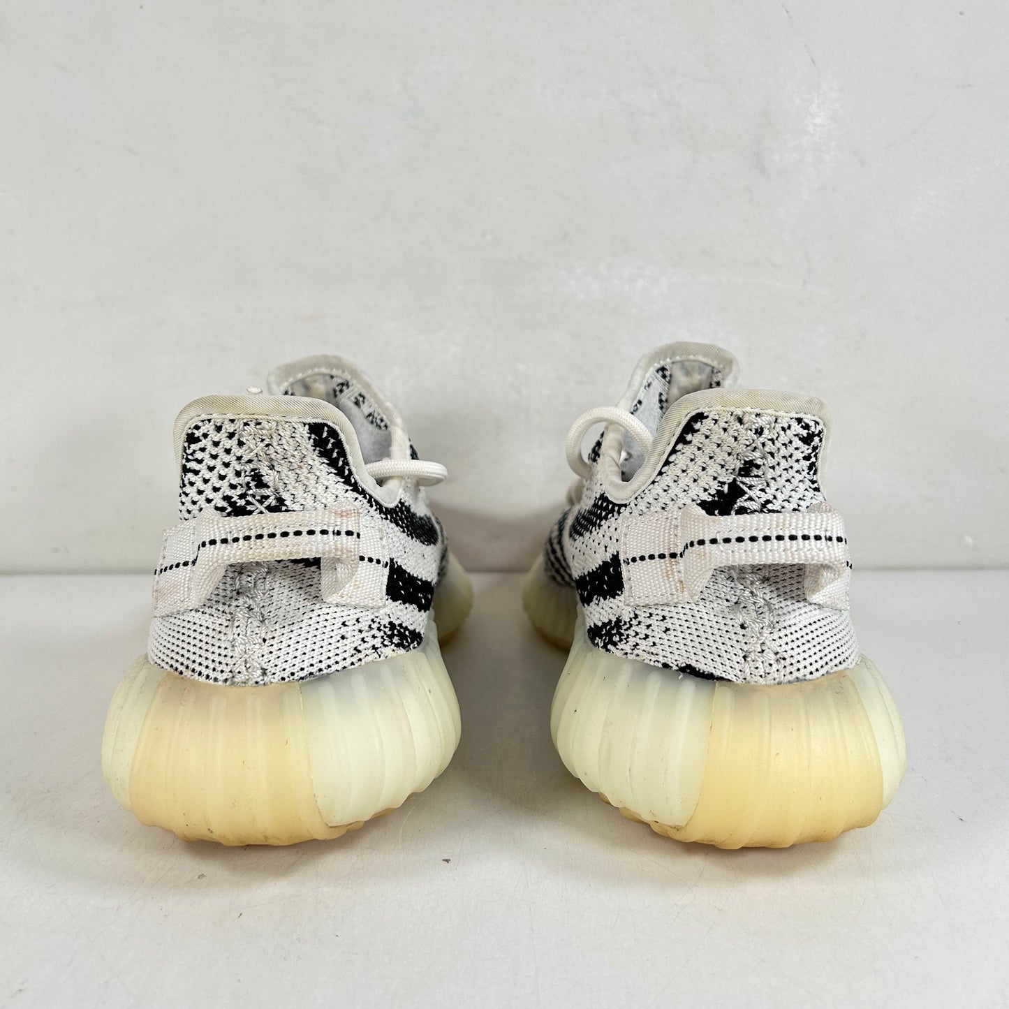 CP9654 Yeezy 350 V2 Zebra [USED] - 4 M (Used)