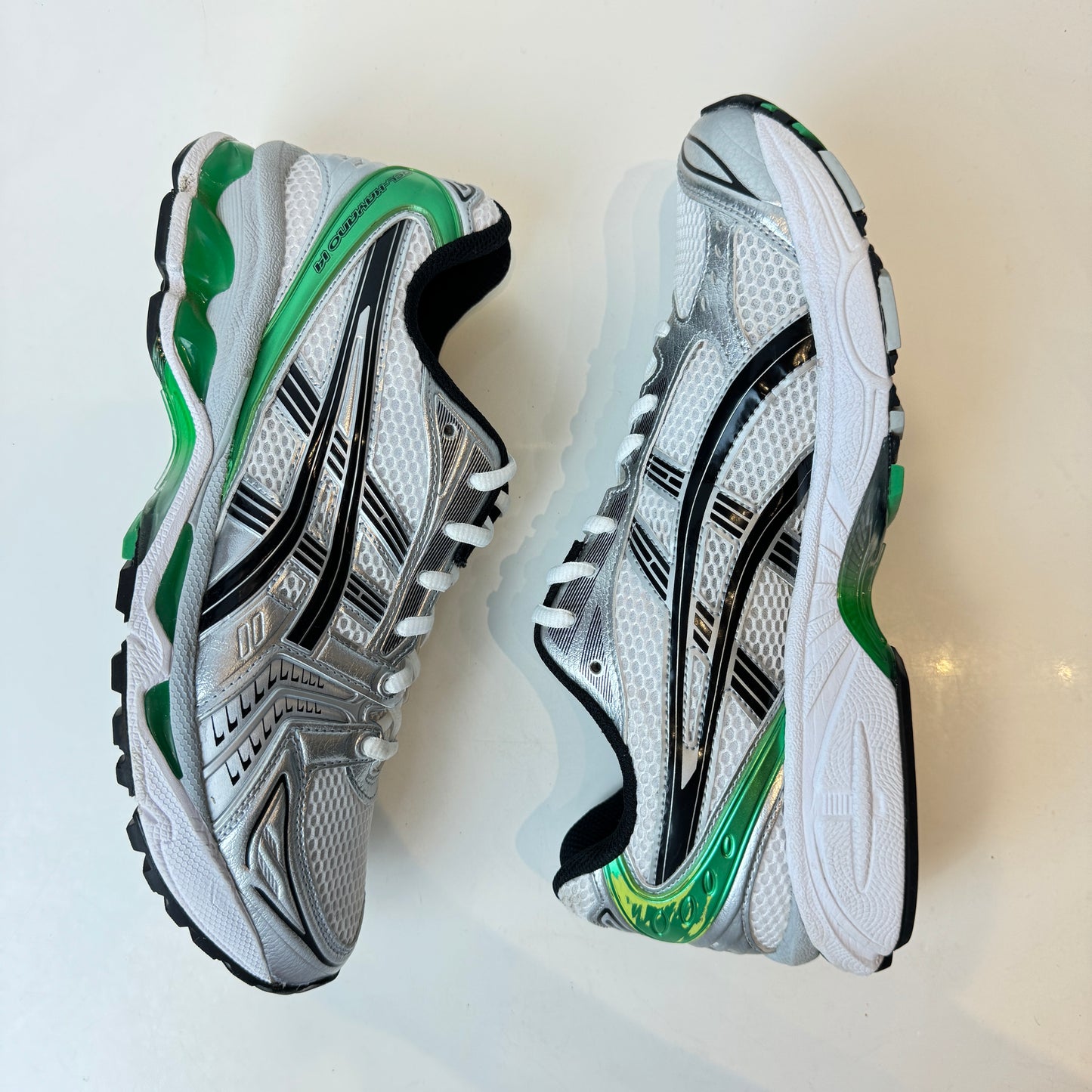 1201A019 110 ASICS Gel-Kayano 14 White Malachite Green [USED] - 9 M (Used)