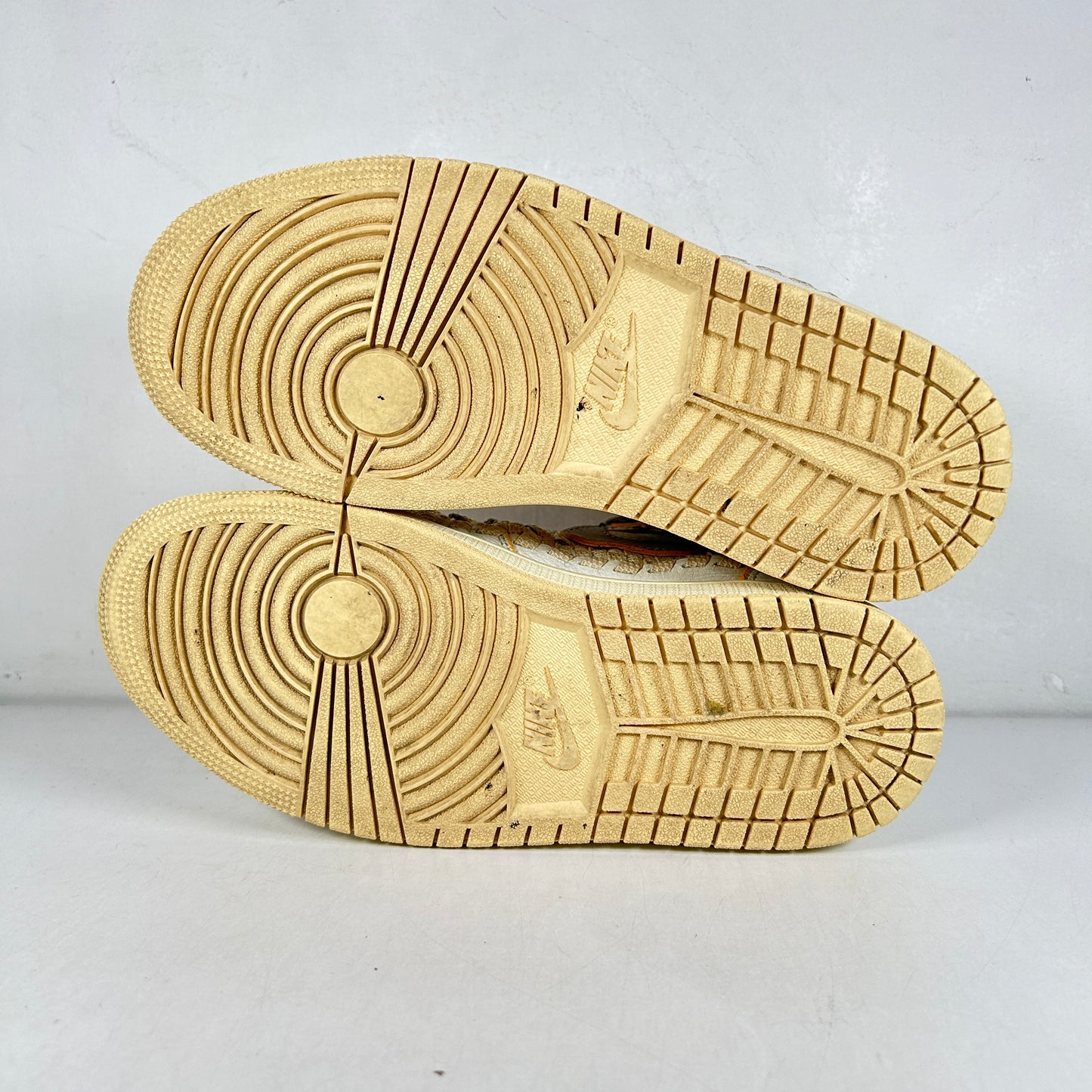 FD2565 100 Jordan 1 Retro High OG SP Union LA Bephies [USED] - 4 M (Used)
