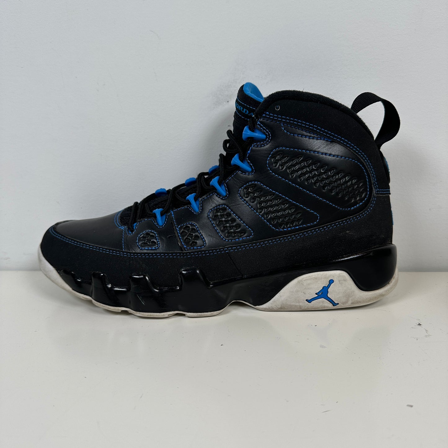 302370 007  Jordan 9 Retro Photo Blue [USED] - 9.5 M (Used) (No Box)