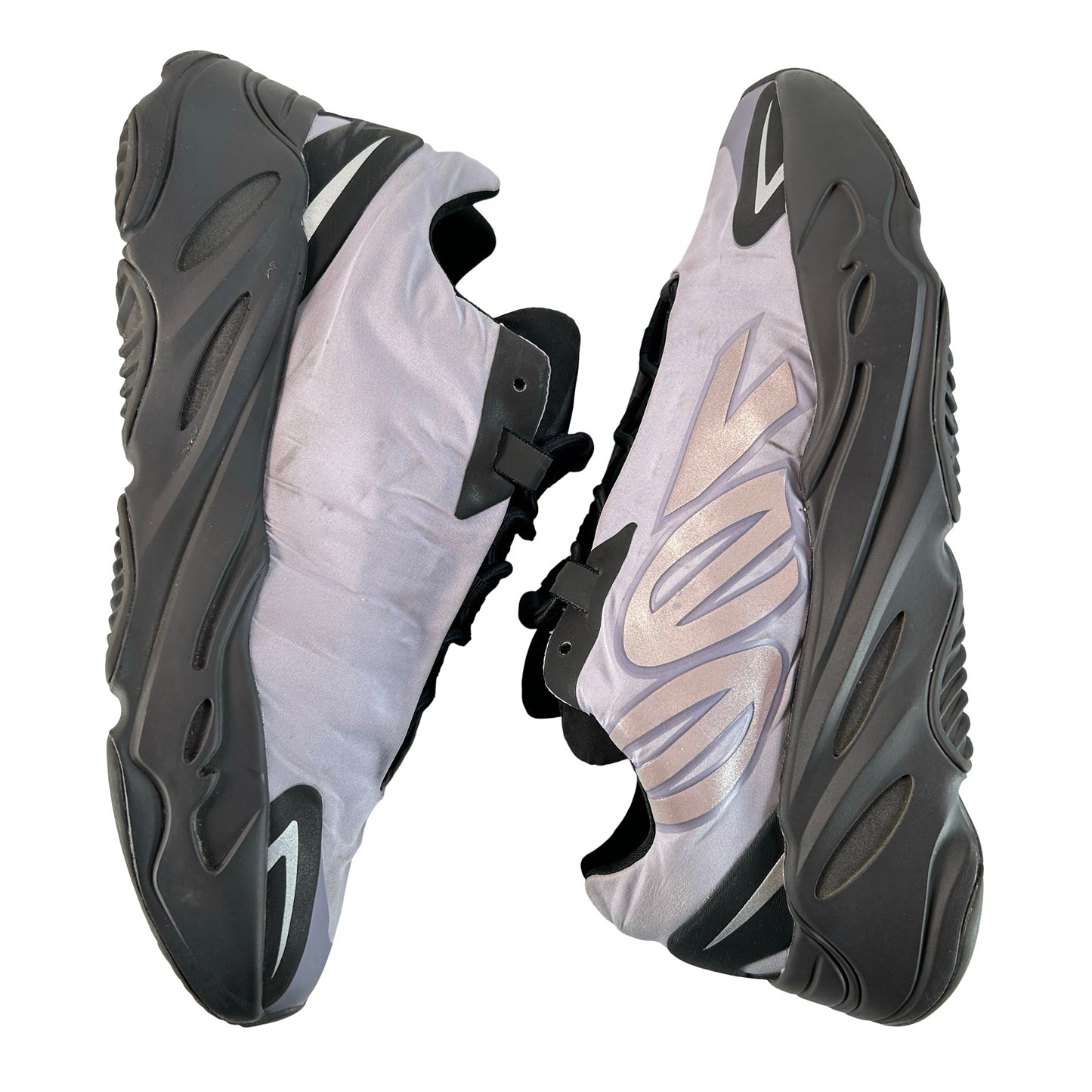GW9526 adidas Yeezy Boost 700 MNVN Geode [USED] - 9.5 M (Used)