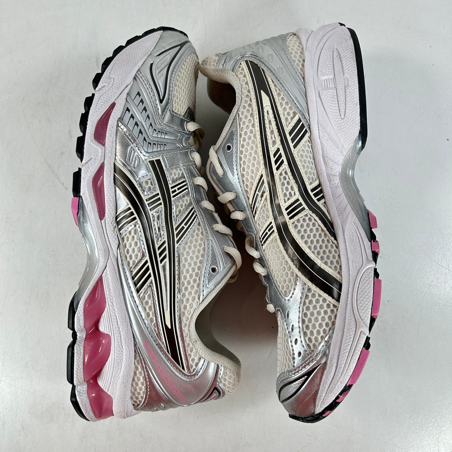 1203A537 103 ASICS GEL-Kayano 14 Cream Sweet Pink (Women's) [USED] - 10 W / 8.5 M (Used)