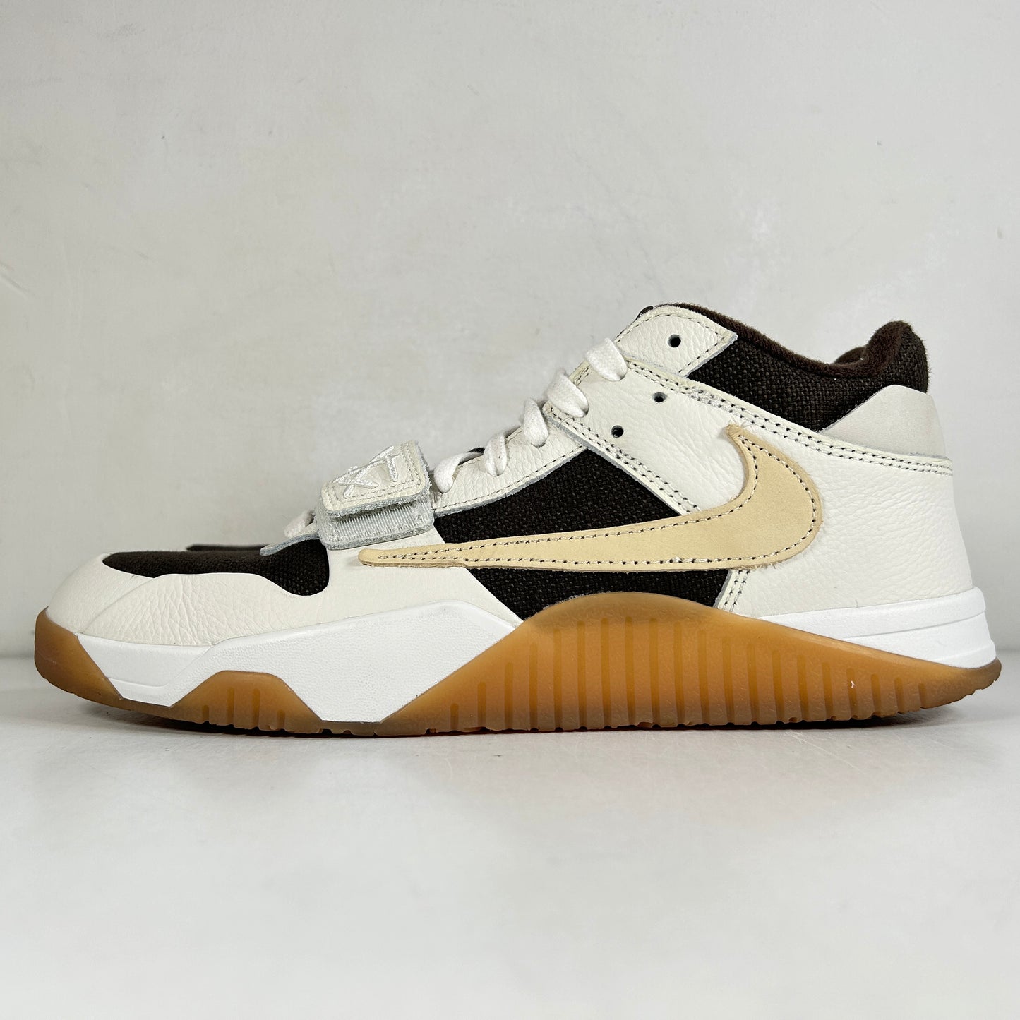 FZ8117 100 Jordan Jumpman Jack TR Travis Scott Sail [USED] - 9.5 M (Used)