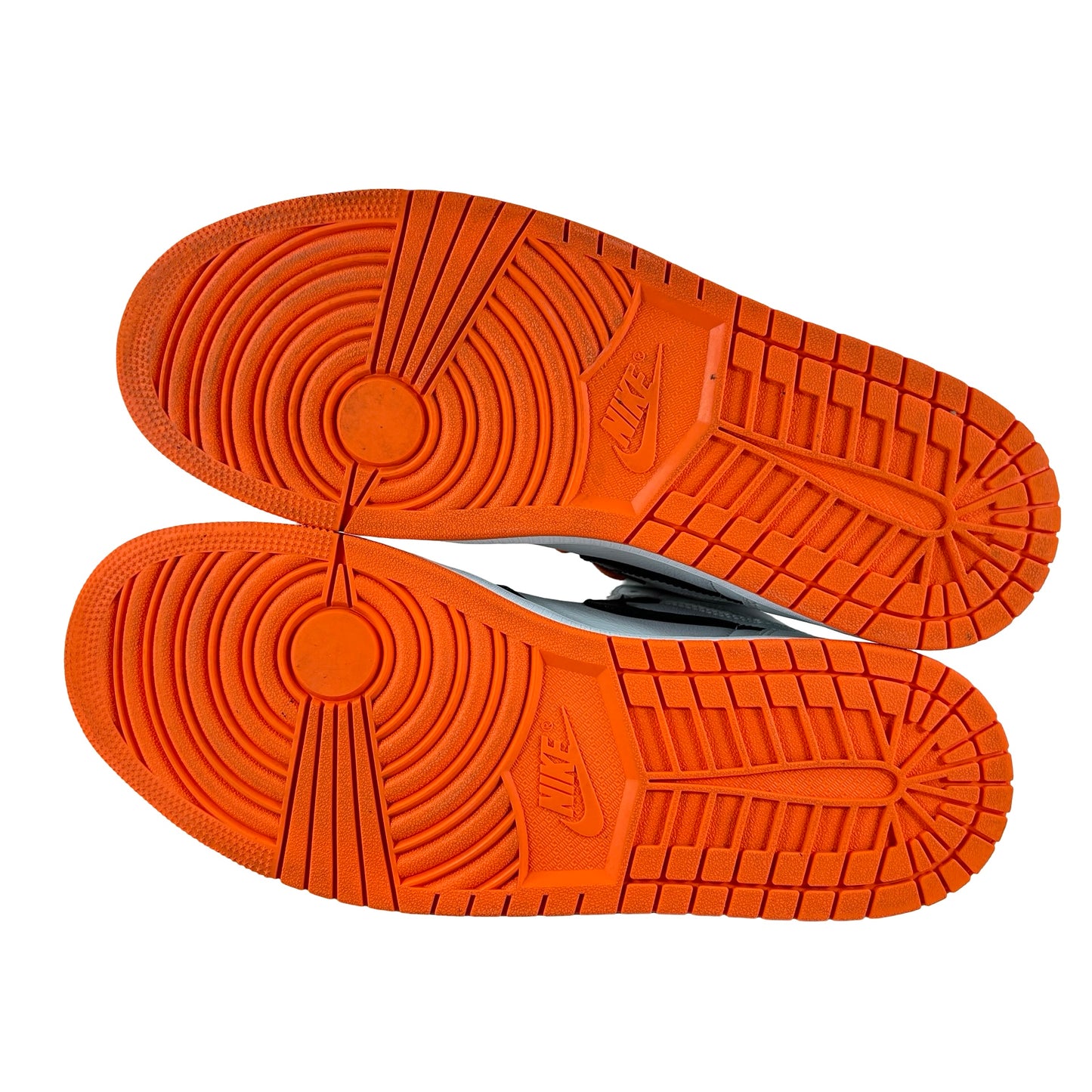 555088 180 Jordan 1 Retro High Electro Orange [USED] - 11.5 M (Used)