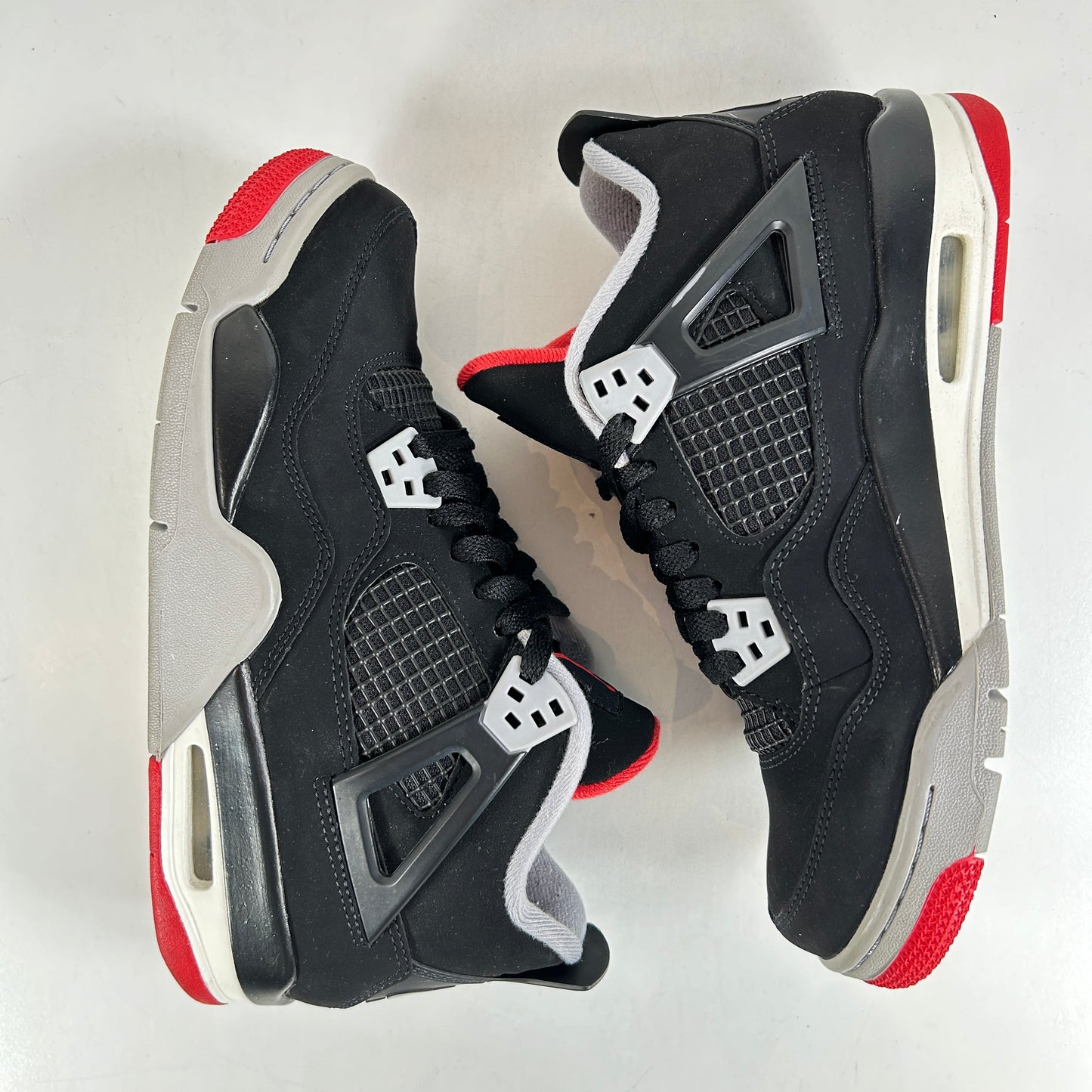 408452 060 Jordan 4 Retro Bred (2019) (GS) [USED] - 6.5 Y (Used)