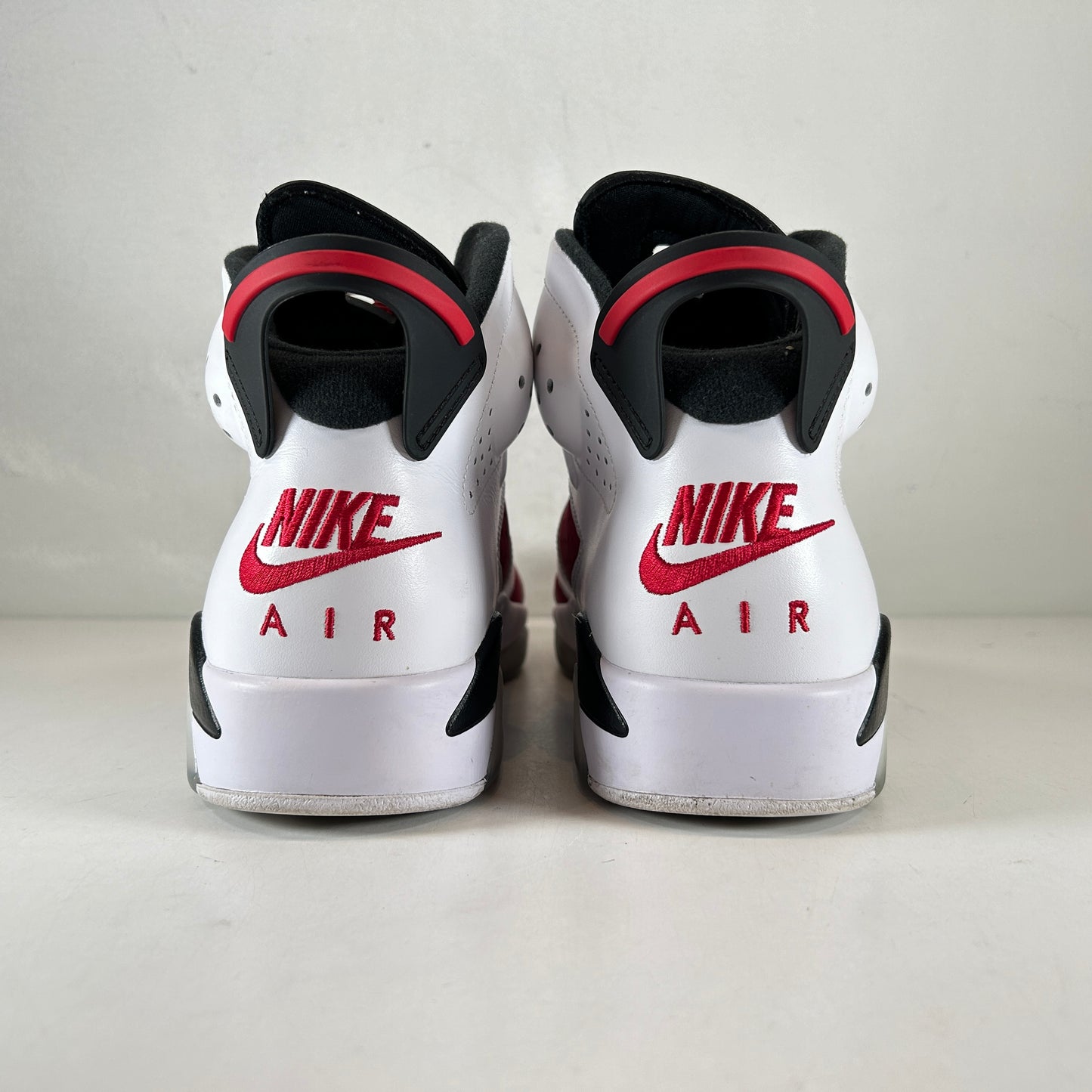 CT8529 106 Jordan 6 Retro Carmín