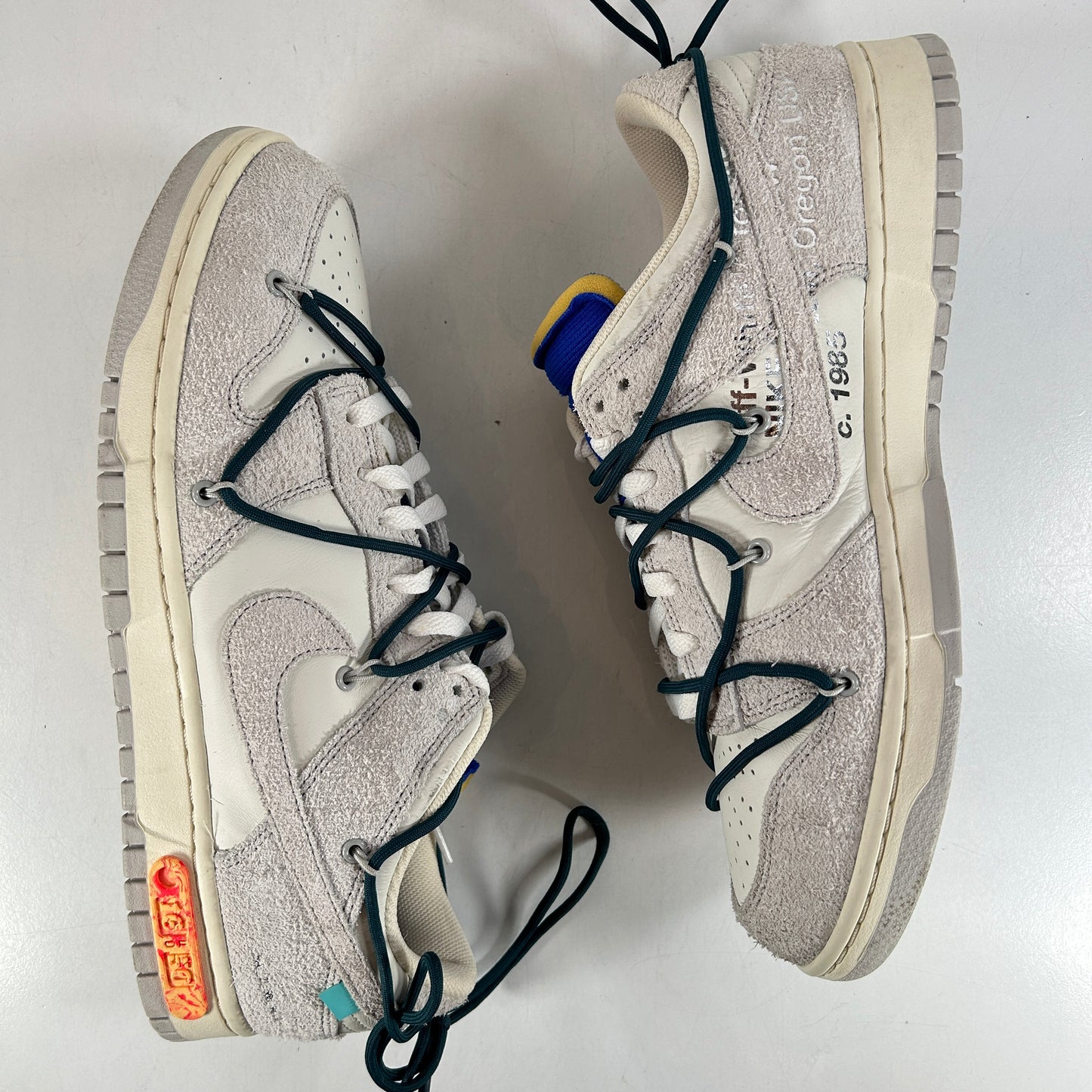 DJ0950 111 Nike Dunk Low Off-White Lot 16 [USED] - 12 M (Used)