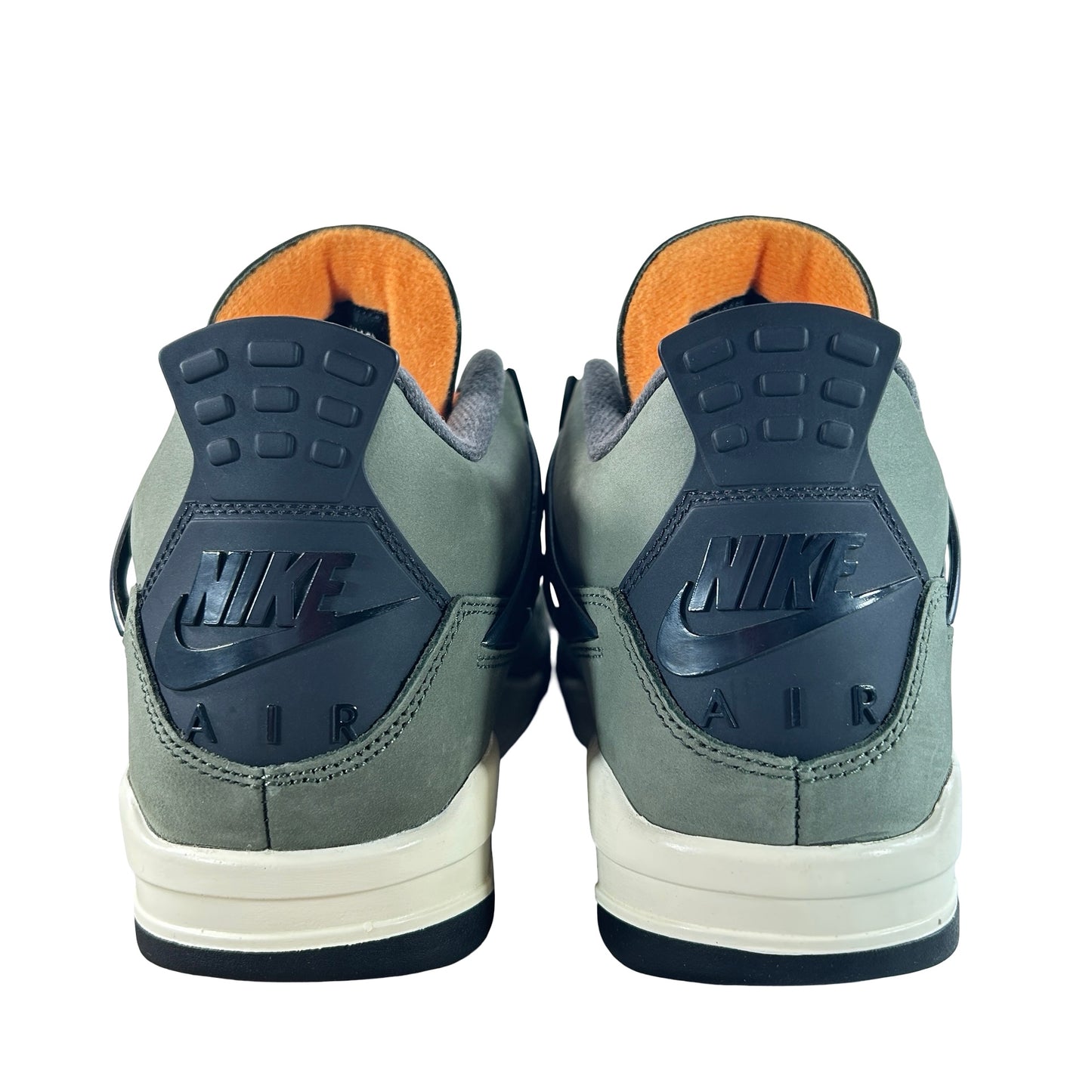 IB1519 200 Jordan 4 Retro OG SP Undefeated (2025) [USED] - 8.5 M (Used6)