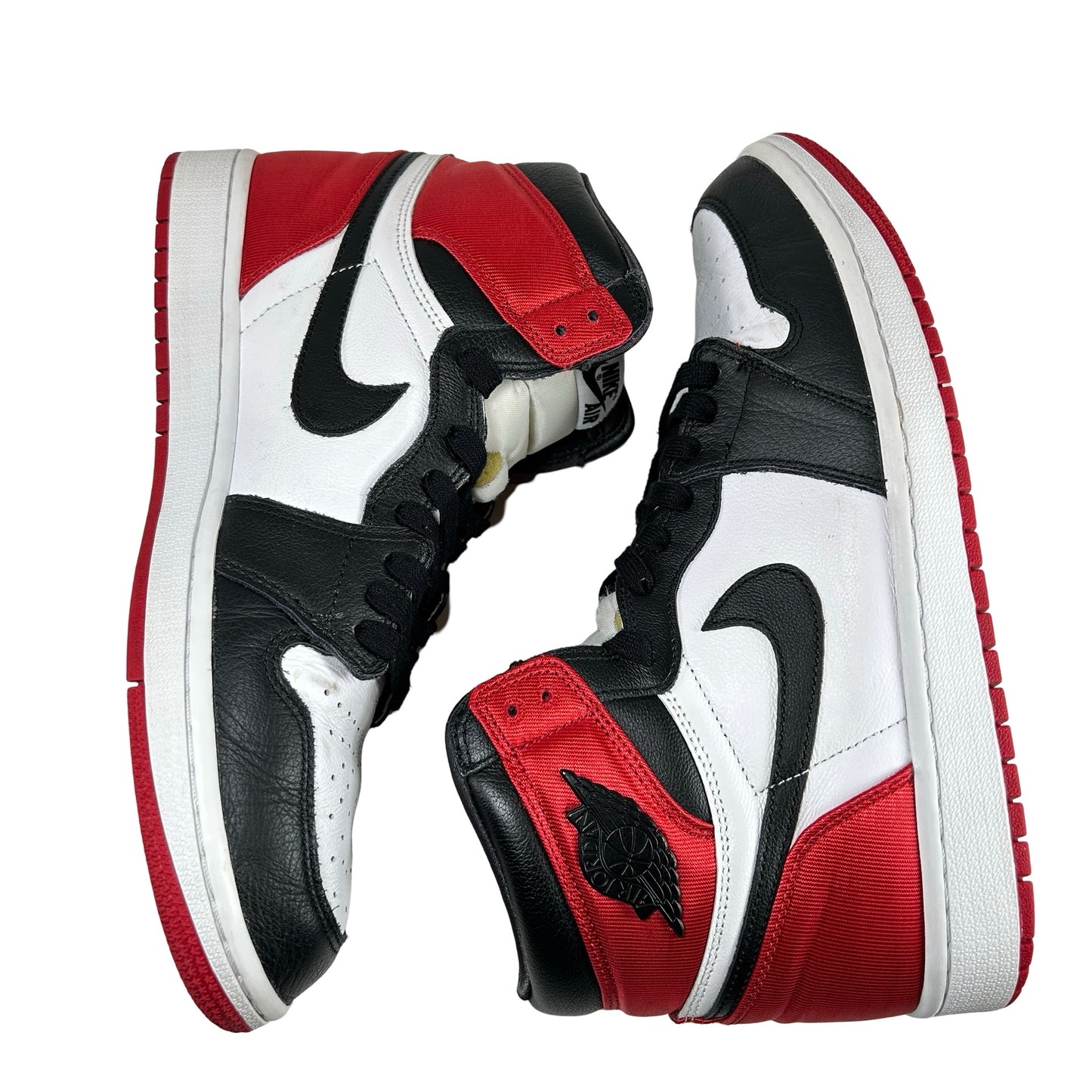 CD0461 016 AJ1 Satin Black Toe [USED] - 11 W (Used2)