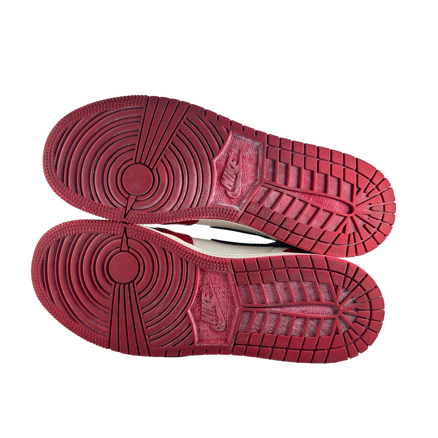FD1437 612 Jordan 1 Retro High OG Chicago Lost and Found (GS) [USED] - 7 Y (Used5)