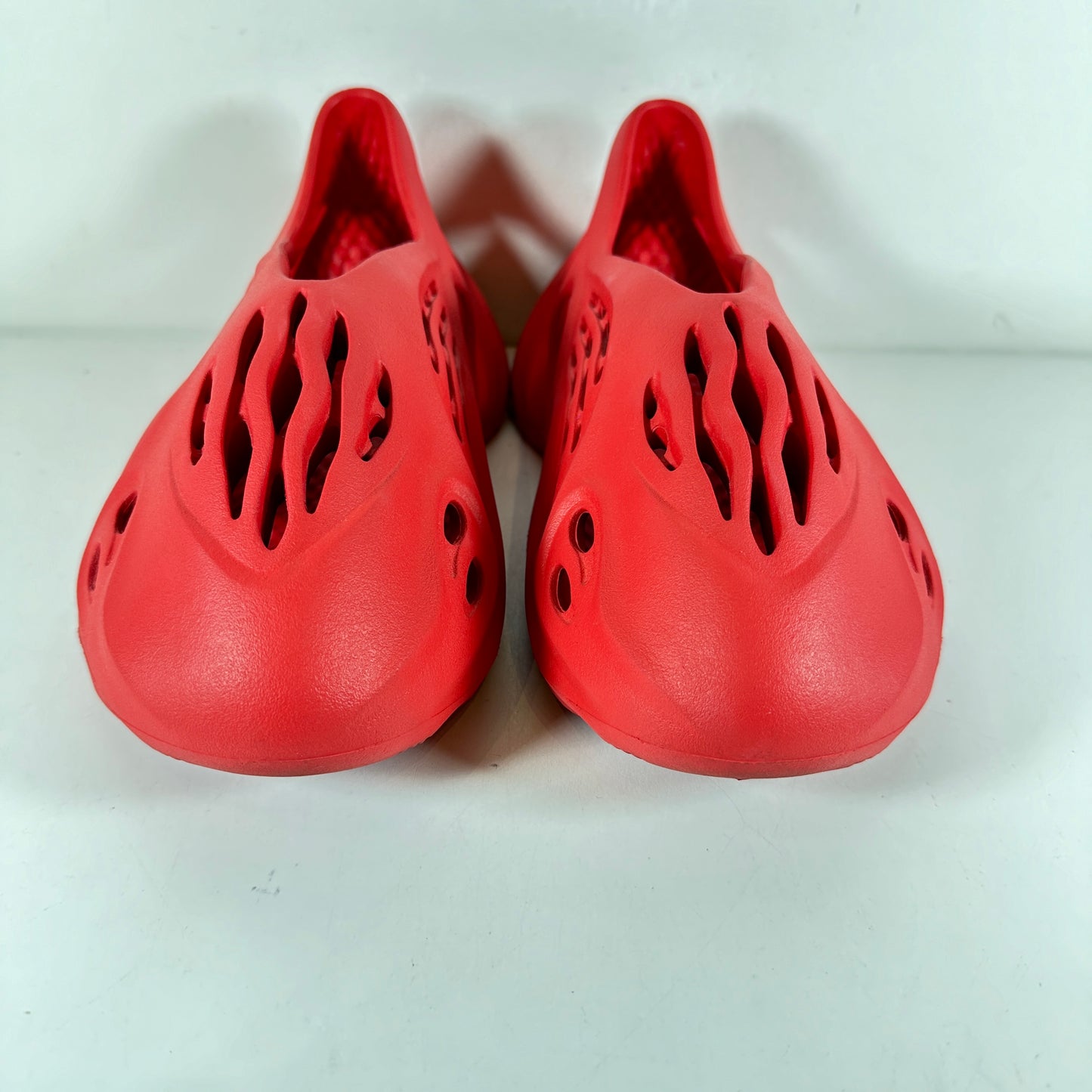 GW3355 Yeezy Foam RNNR Vermillion [USED] - 6 M (Used) (No Box)