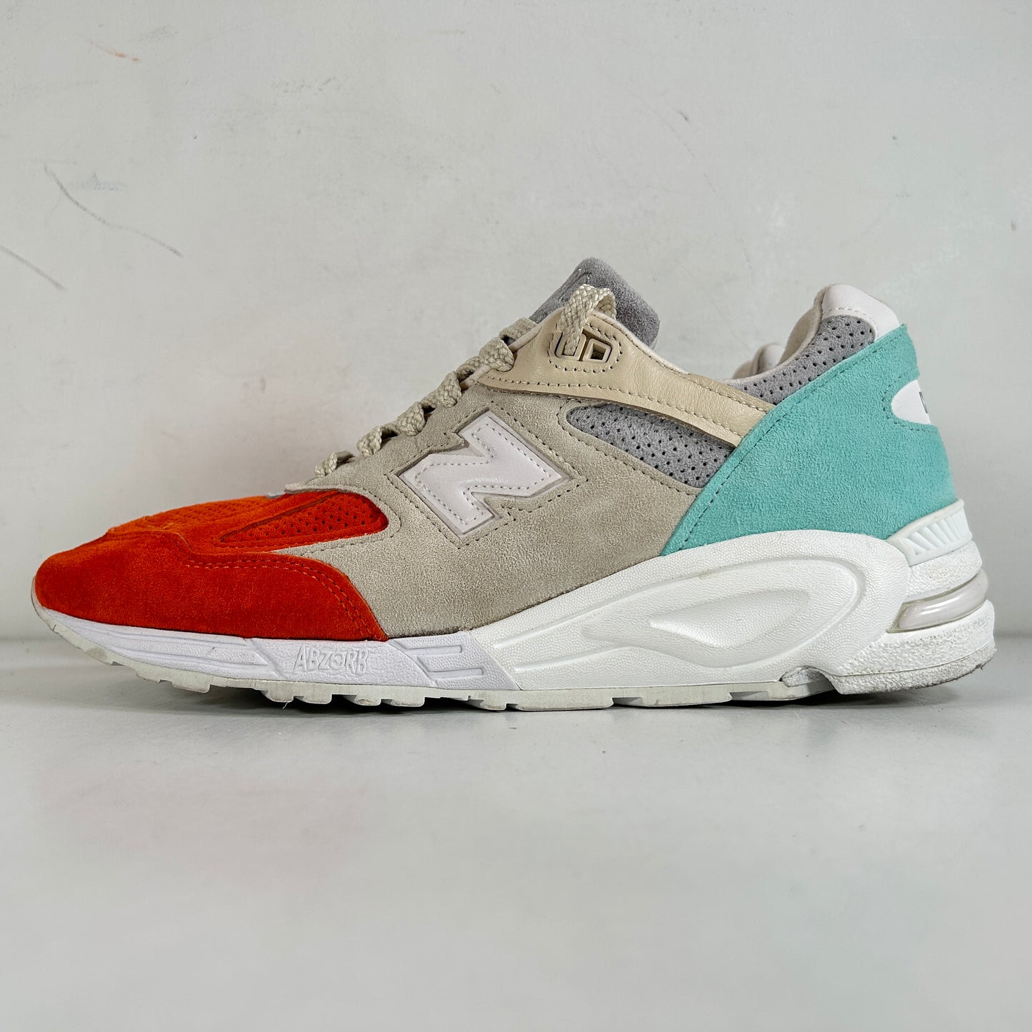 M990KC2 New Balance 990v2 Kith Cyclades [USED] - 10.5 M (Used)
