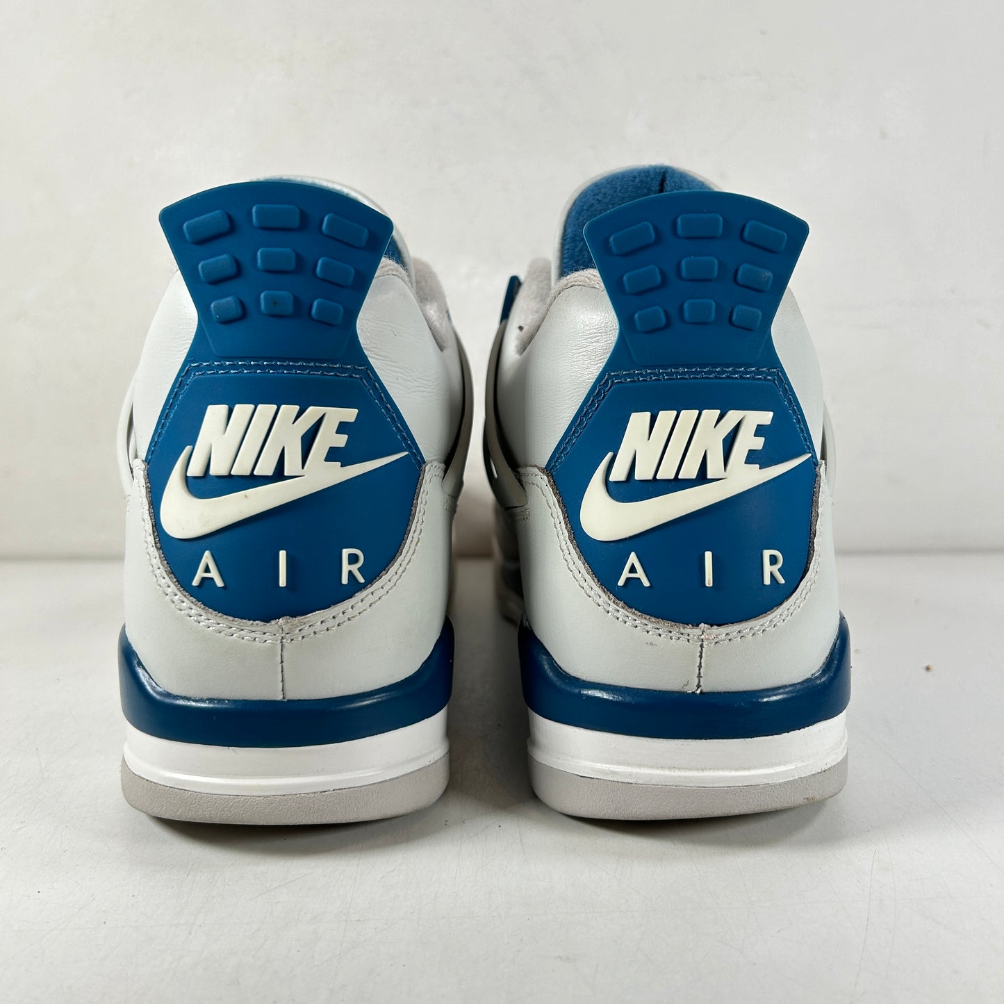 FV5029 141 Jordan 4 Retro Military Blue (2024) [USED] - 9 M (Used4)