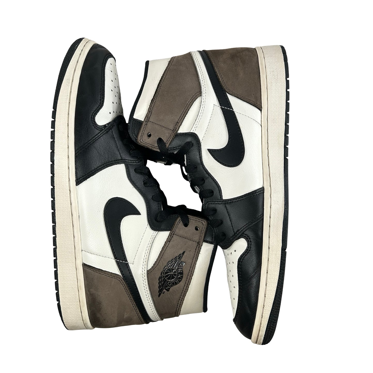 555088 105 Jordan 1 Mocha [USED] - 13 M (Used3)