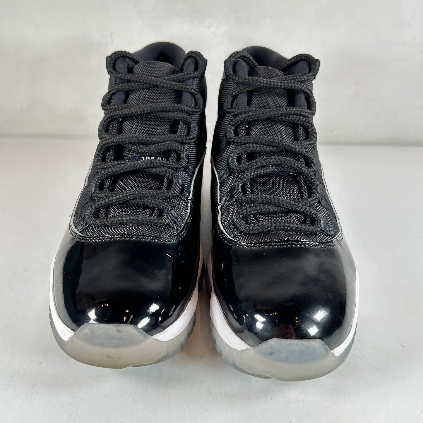 378037 003 Jordan 11 Space Jam (2016) [USED] - 8.5 M (Used)