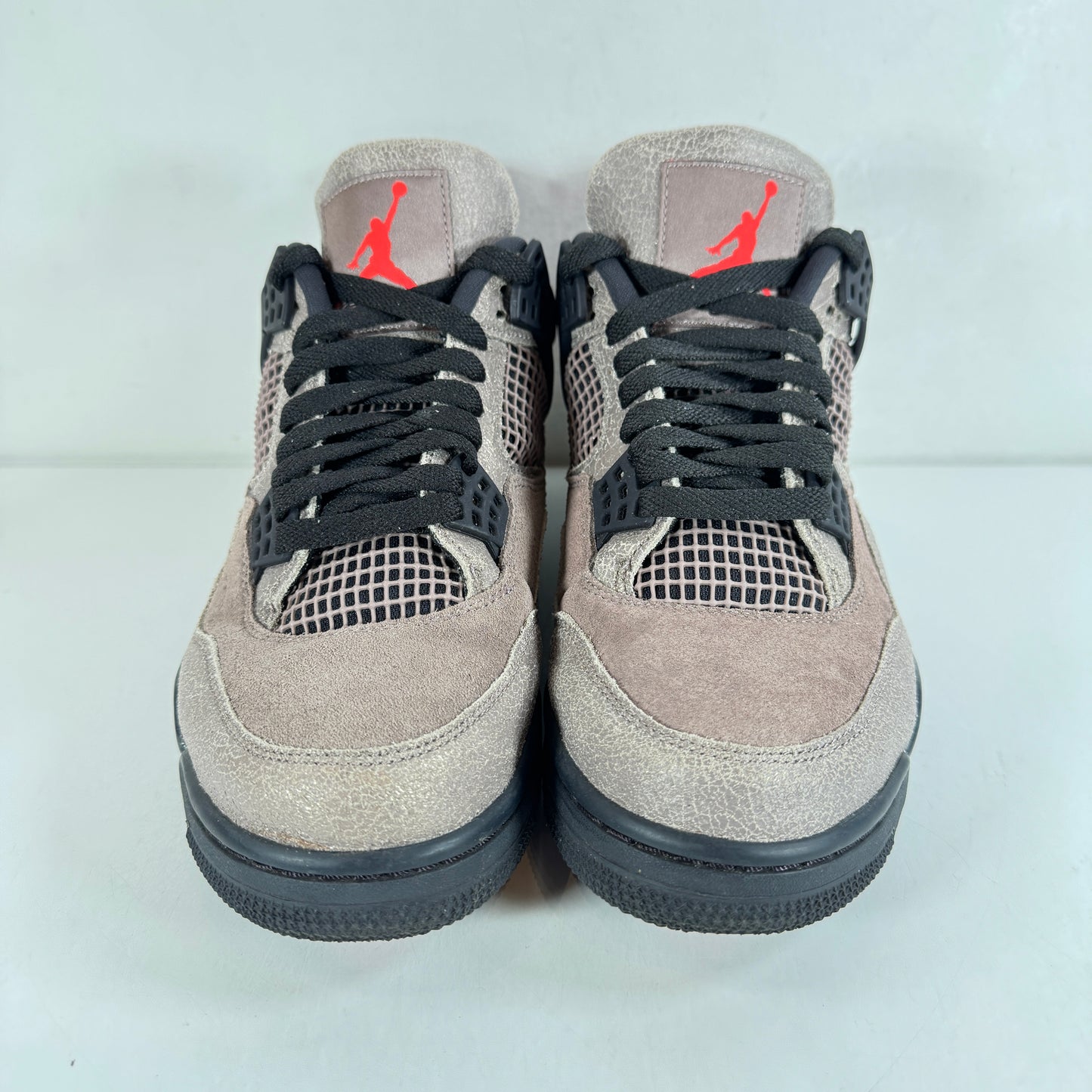 DB0732 200 Jordan 4 Taupe Haze [USED] - 9.5 M (Used)
