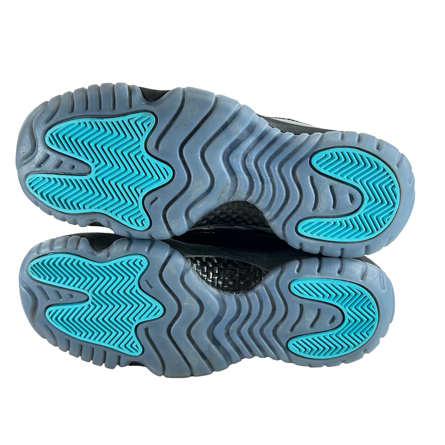 378038 047 Jordan 11 Retro Gamma Blue (2025) (GS) [USED] - 6 Y (Used2)