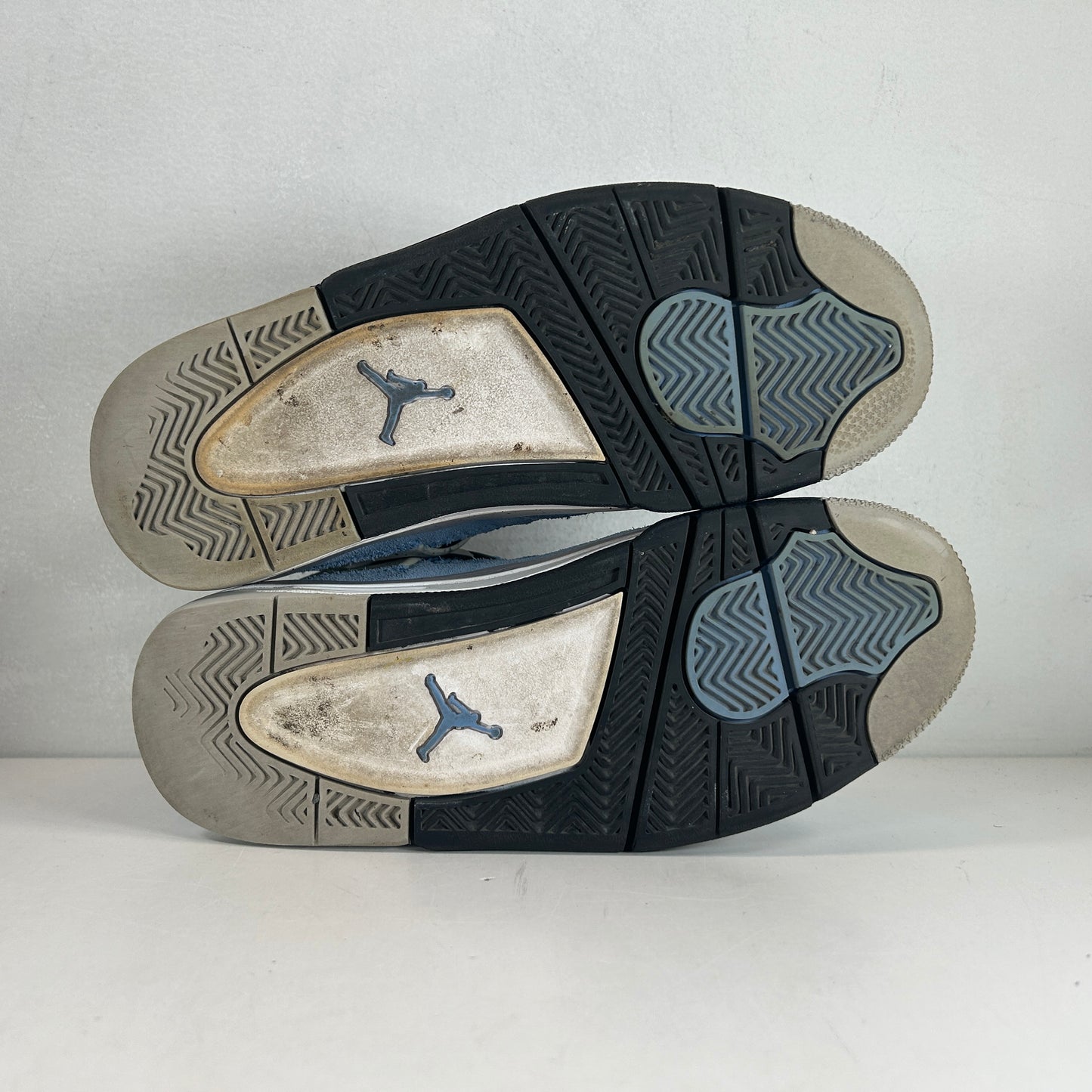 408452 400 Jordan 4 Retro University Blue (GS) [USED] - 6 Y (Used) (Replace Box)