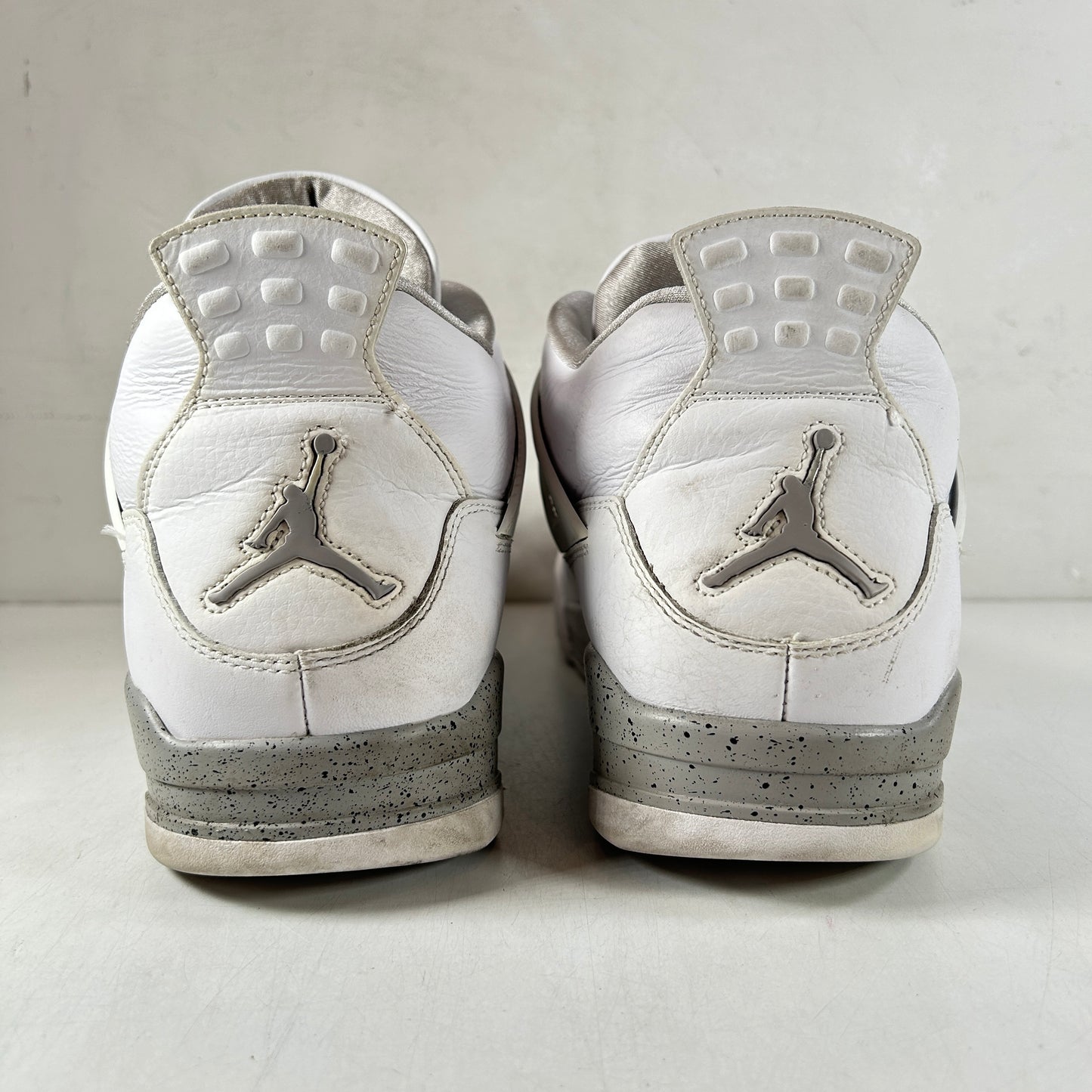 CT8527 100 Jordan 4 Retro White Oreo [USED] - 13 M (Used)