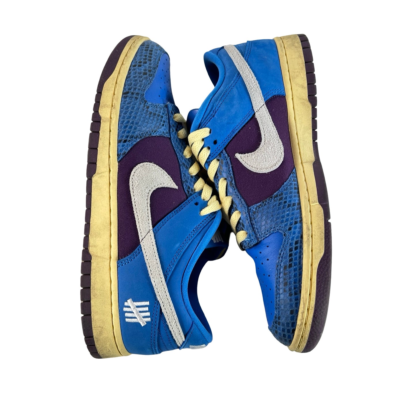 DH6508 400 Nike Dunk Low Undefeated 5 On It Dunk vs. AF1 [USED] - 9.5 M (Used)