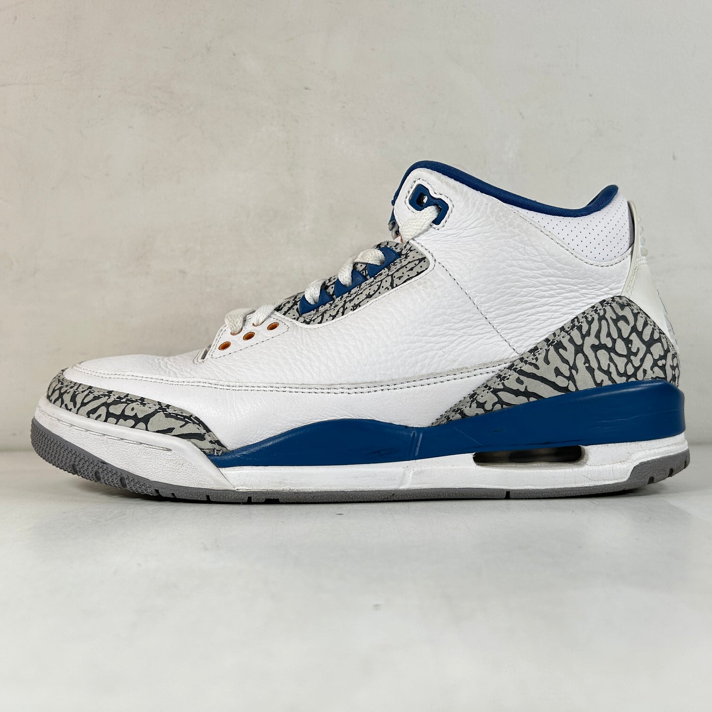 CT8532 148 Jordan 3 Retro Wizards [USED] - 10.5 M (Used3)