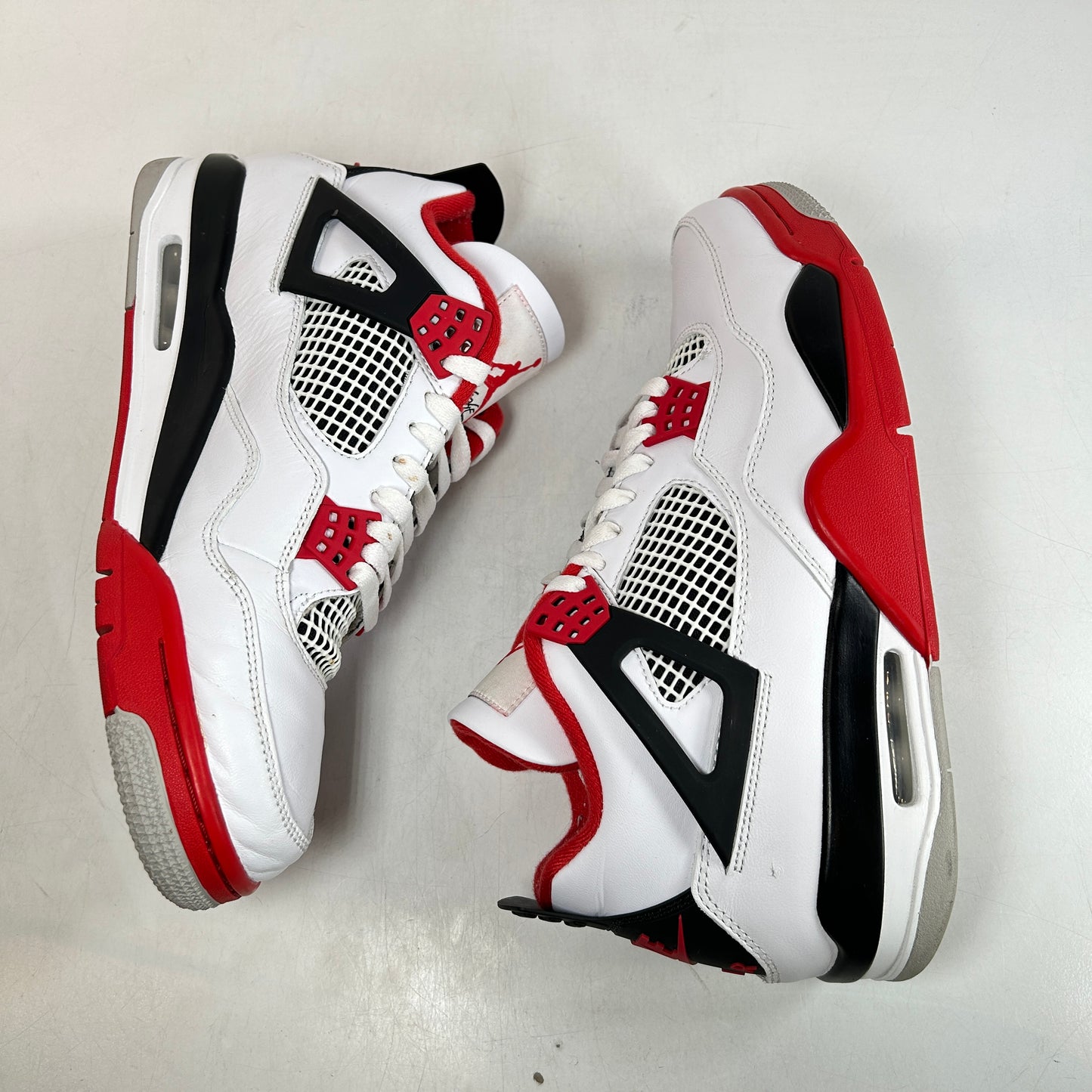 DC7770 160 Jordan 4 Retro Fire Red (2020) [USED] - 10.5 M (Used4)