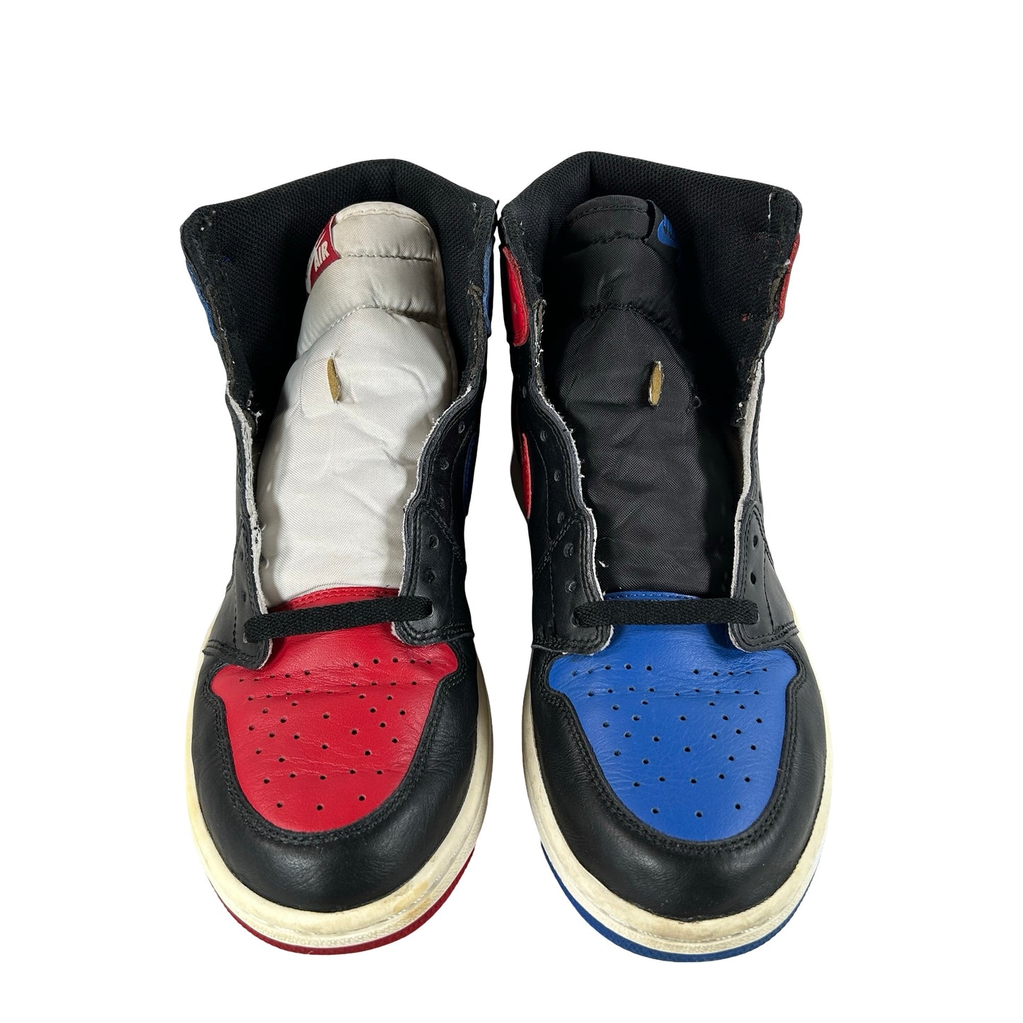555088 026 Jordan 1 Retro Top 3 [USED] - 10.5 M (Used) (Replace Box)