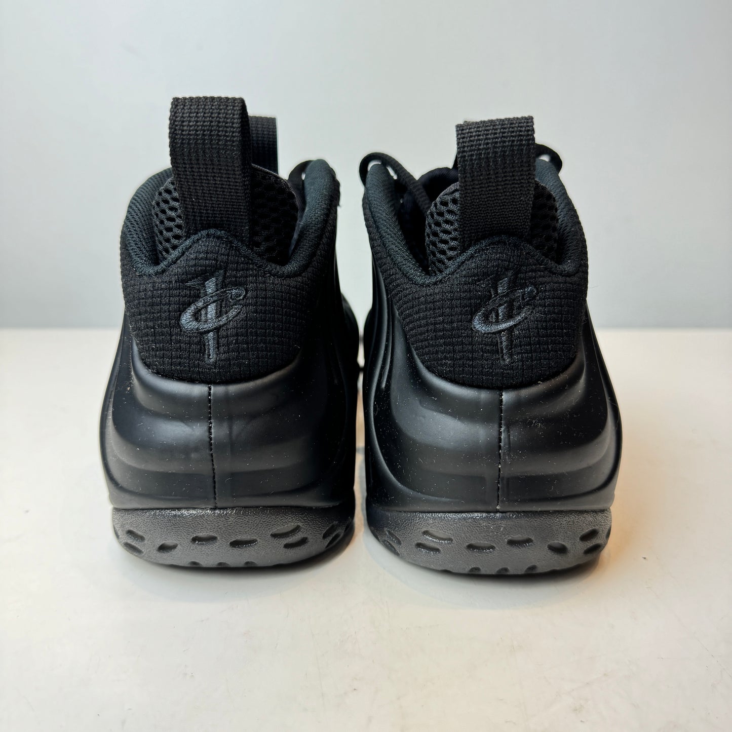 FD5855 001 Nike Air Foamposite One Anthracite (2023) [USED] - 10 M (Used)